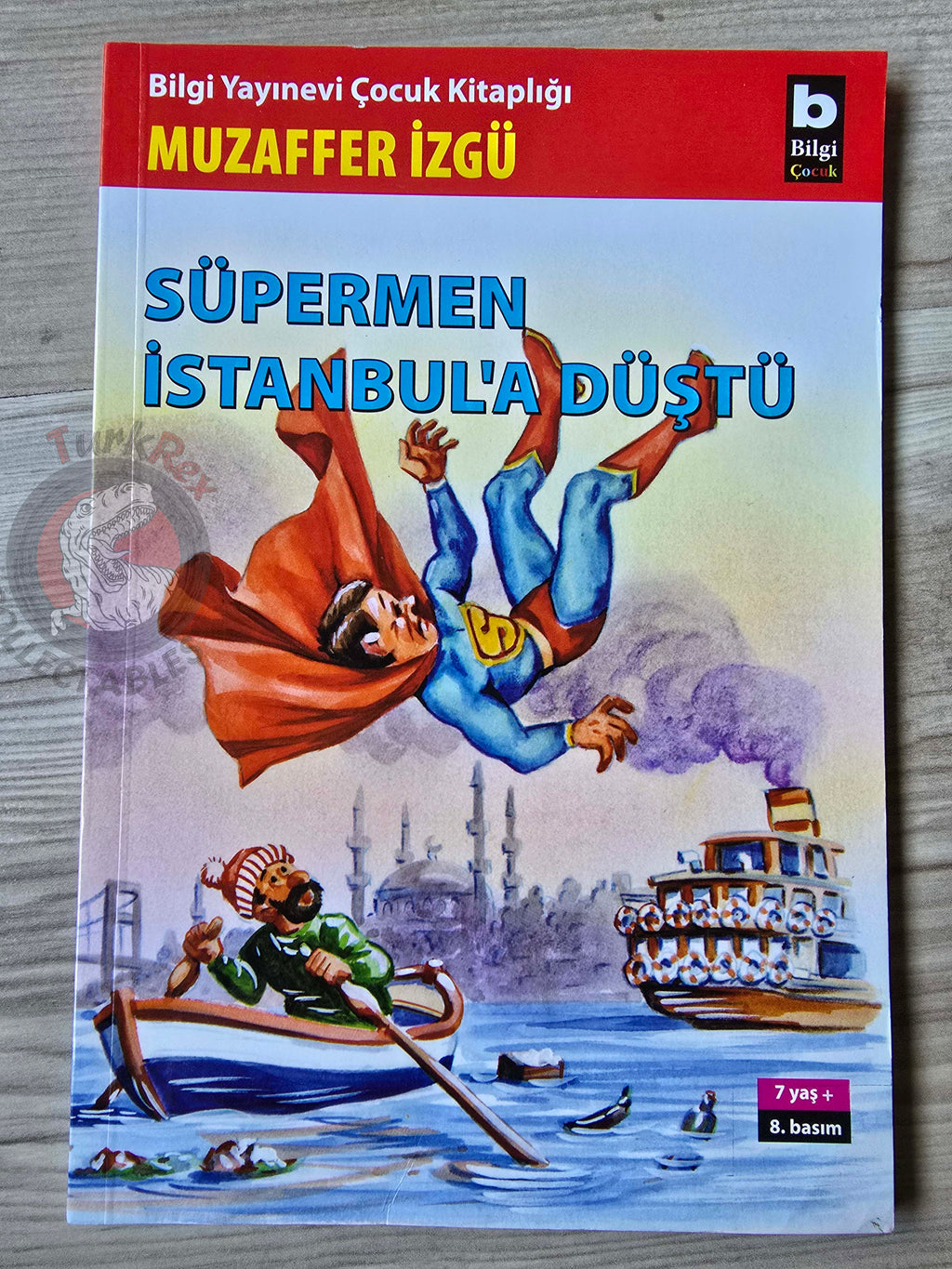Superman Fell into Istanbul – Muzaffer İzgü 2007 Turkish Book Turkey Illustrated