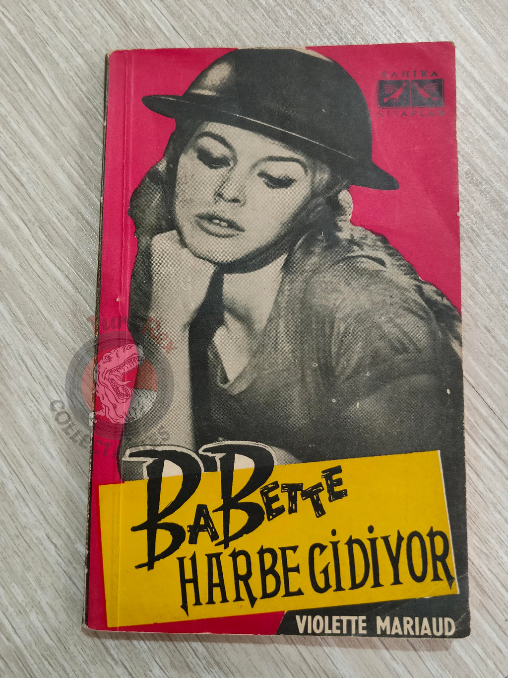 Violette Mariaud – Babette s'en va-t'en guerre 1961 1st Turkish Book Turkey Brigitte Bardot