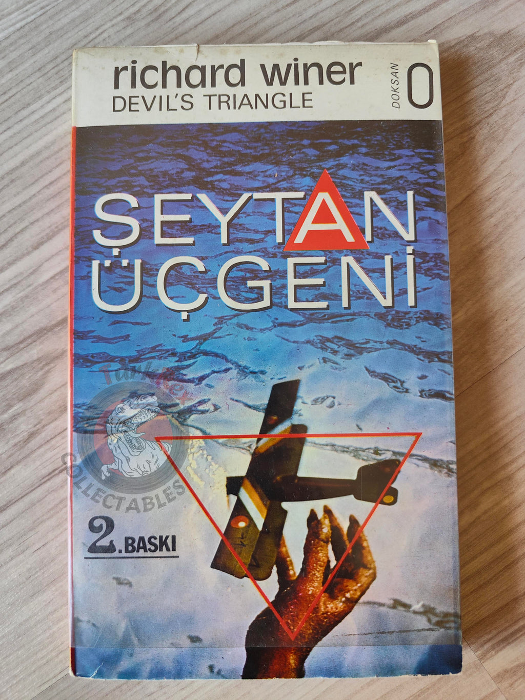 Richard Winer – The Devil's Triangle: Bermuda 1975 Turkish Book Turkey