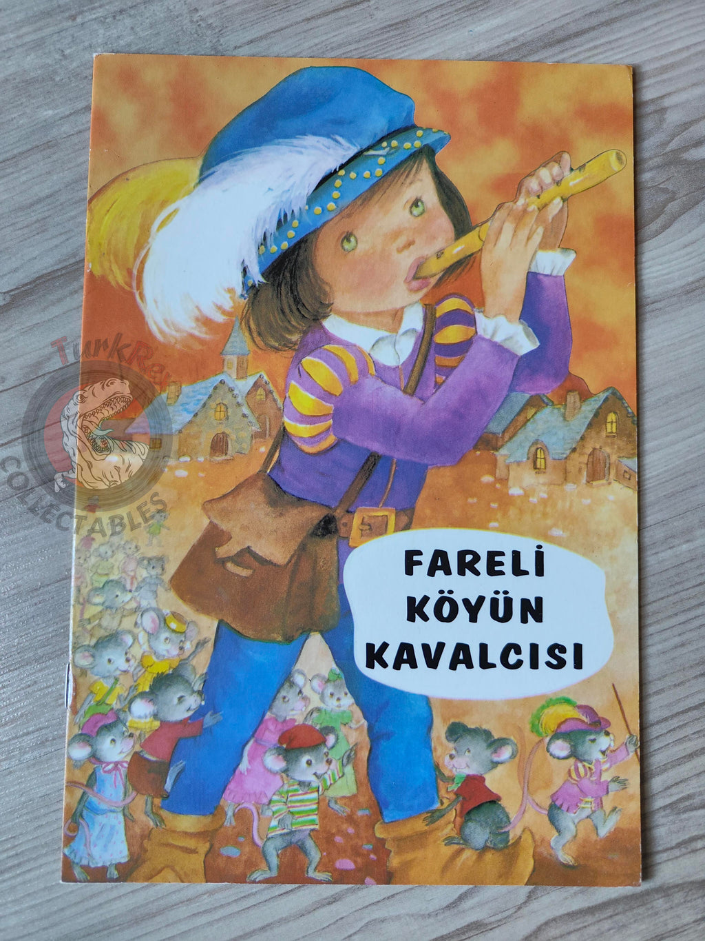 Grimm Brothers – Pied Piper of Hamelin 2000s Turkish Book Turkey Illustrated