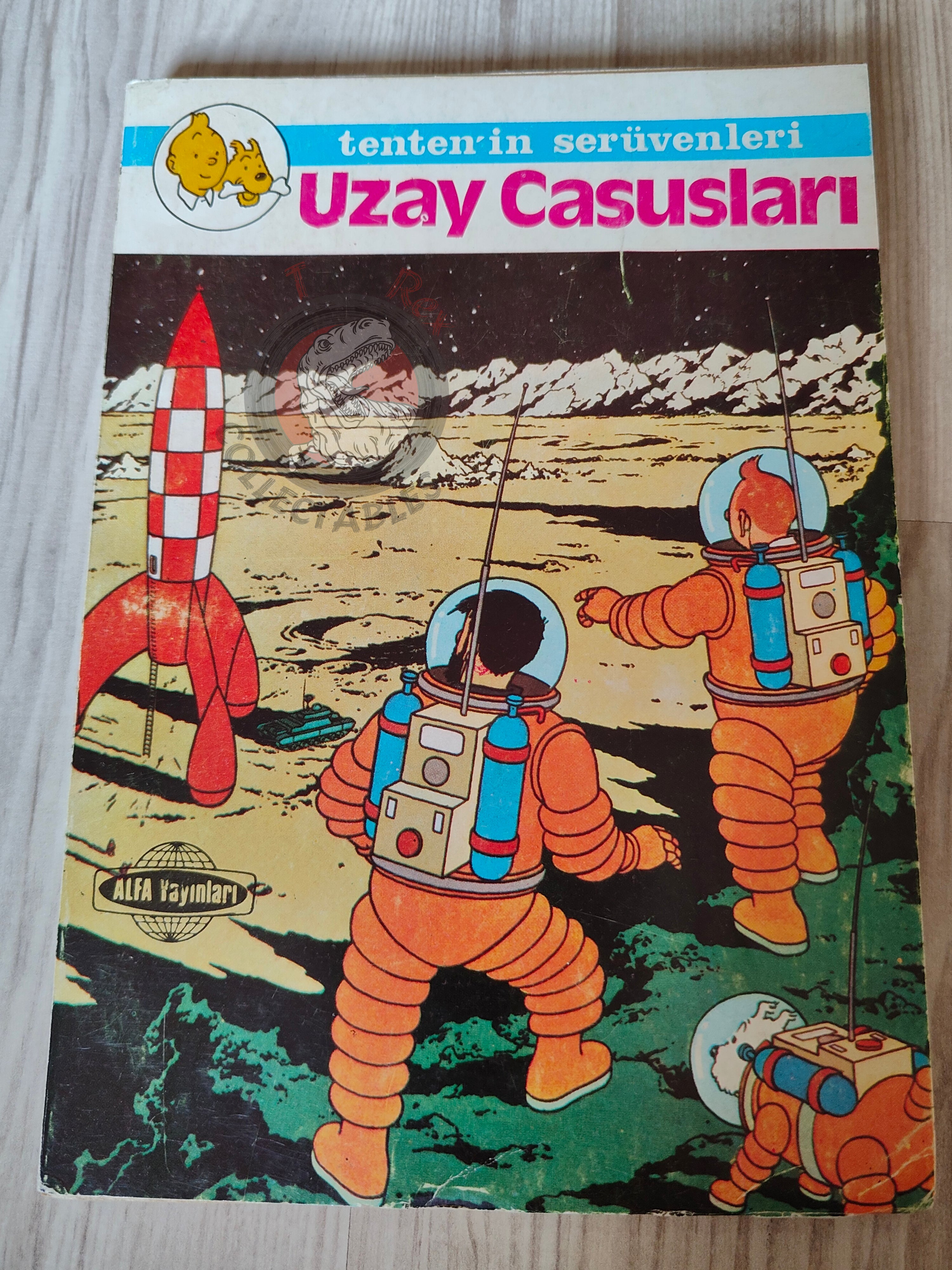 Tintin – Explorers on the Moon early 1980s Turkish Edition Comic Turkey
