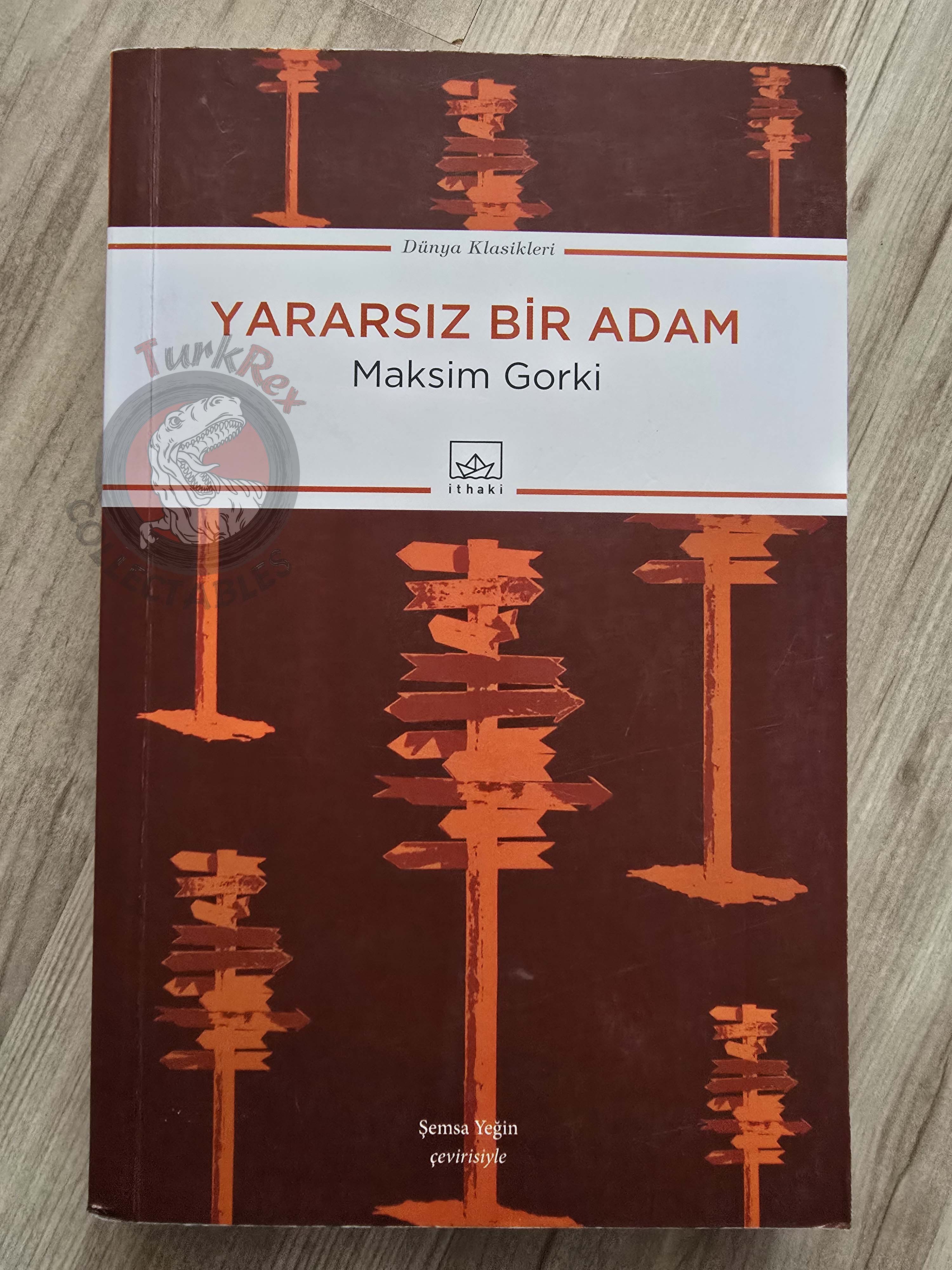 Maxim Gorky – The Life of a Useless Man 2015 Turkish Book Turkey