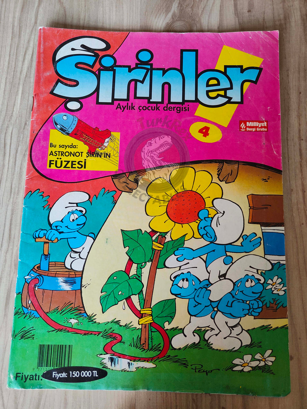 The Smurfs #4 1995 Turkish Comic Magazine Turkey Schtroumpf
