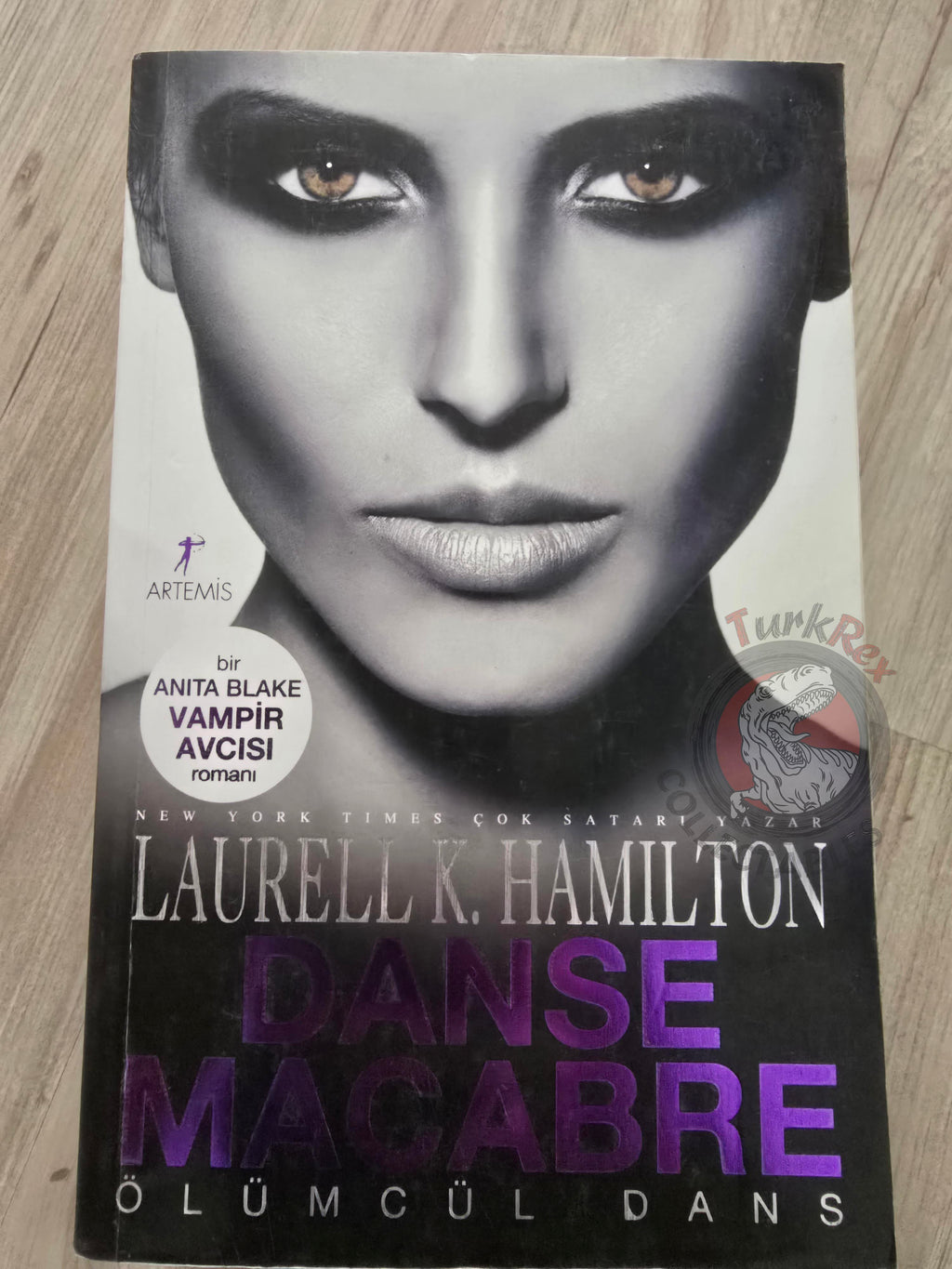 Laurell K. Hamilton – Danse Macabre 2011 1st Turkish Book Turkey Anita Blake: Vampire Hunter
