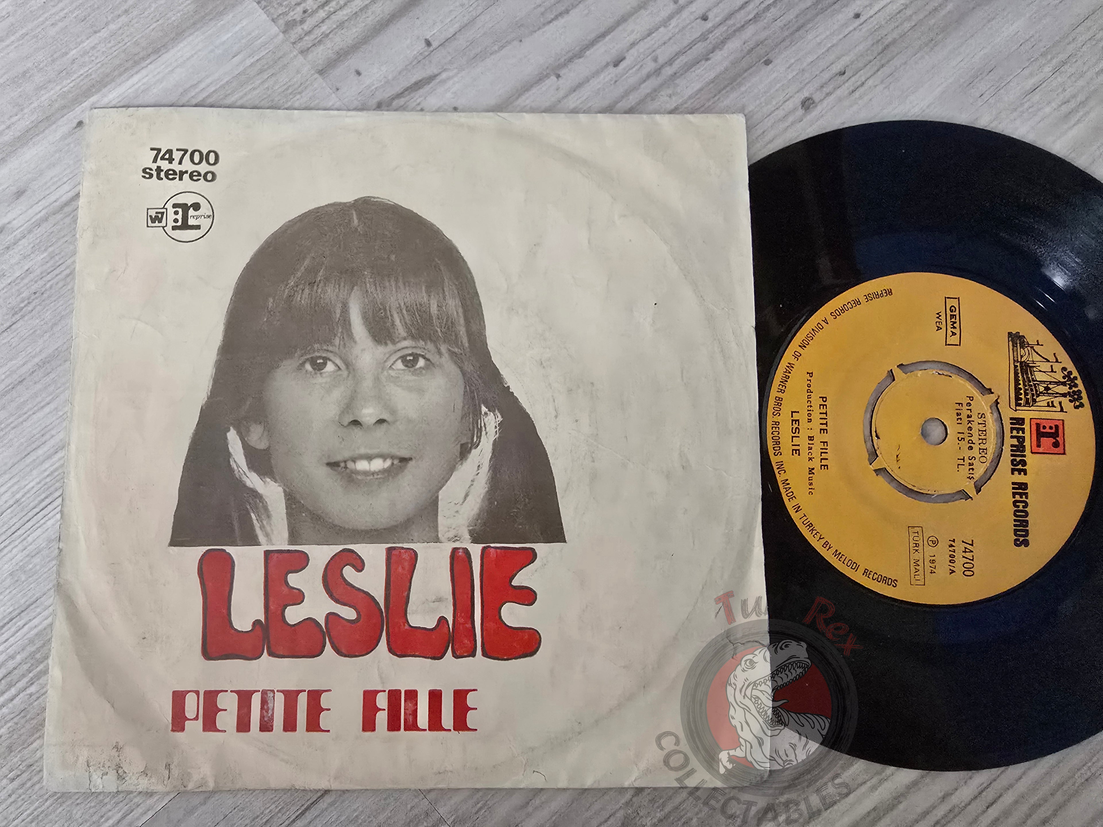 Leslie – Petite Fille 7" Turkish Pressing Vinyl Turkey Edition