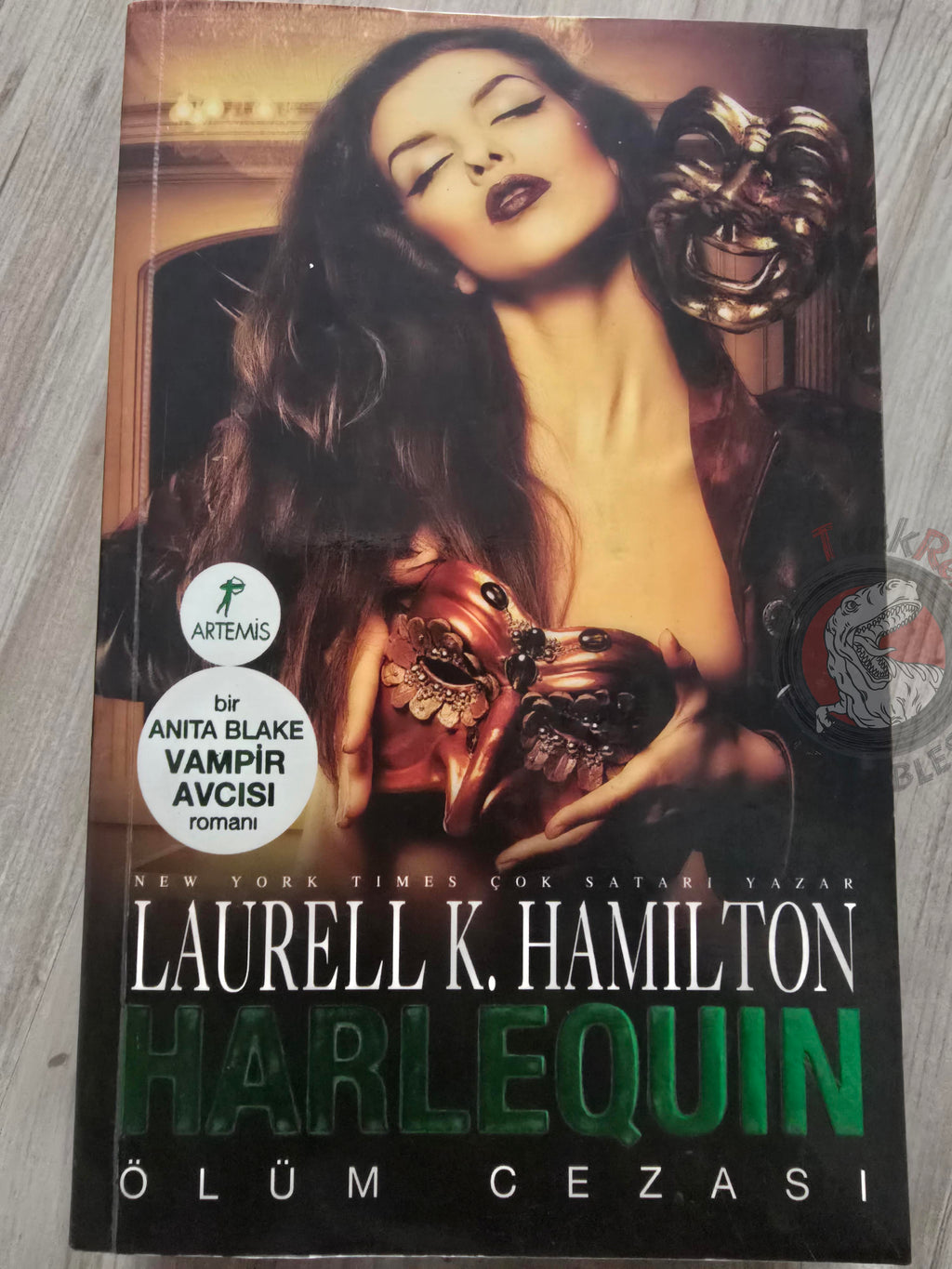 Laurell K. Hamilton – The Harlequin 2011 1st Turkish Book Turkey Anita Blake: Vampire Hunter