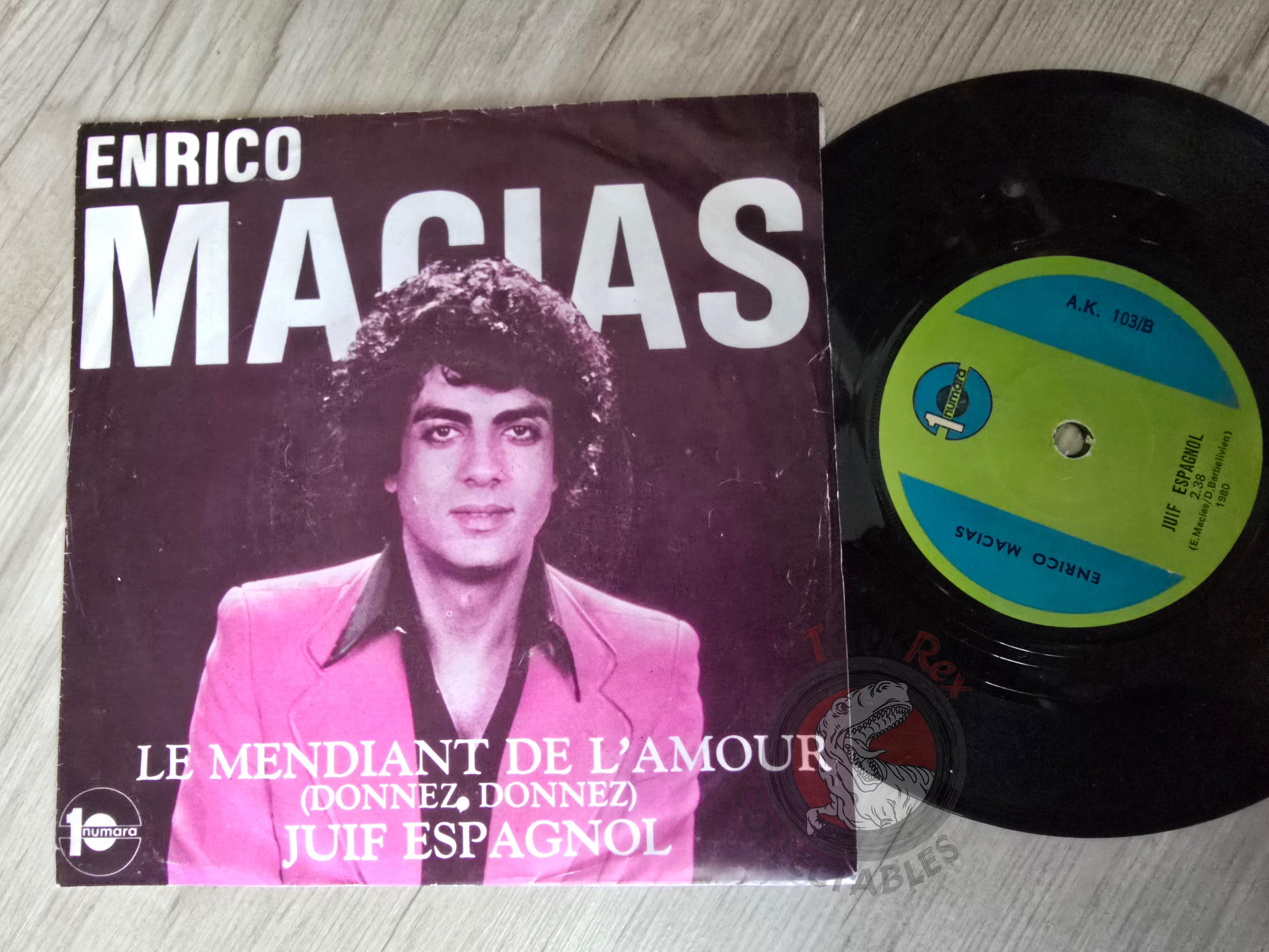 Enrico Macias – Le Mendiant De L'Amour 7" Turkish Pressing Vinyl Turkey Edition