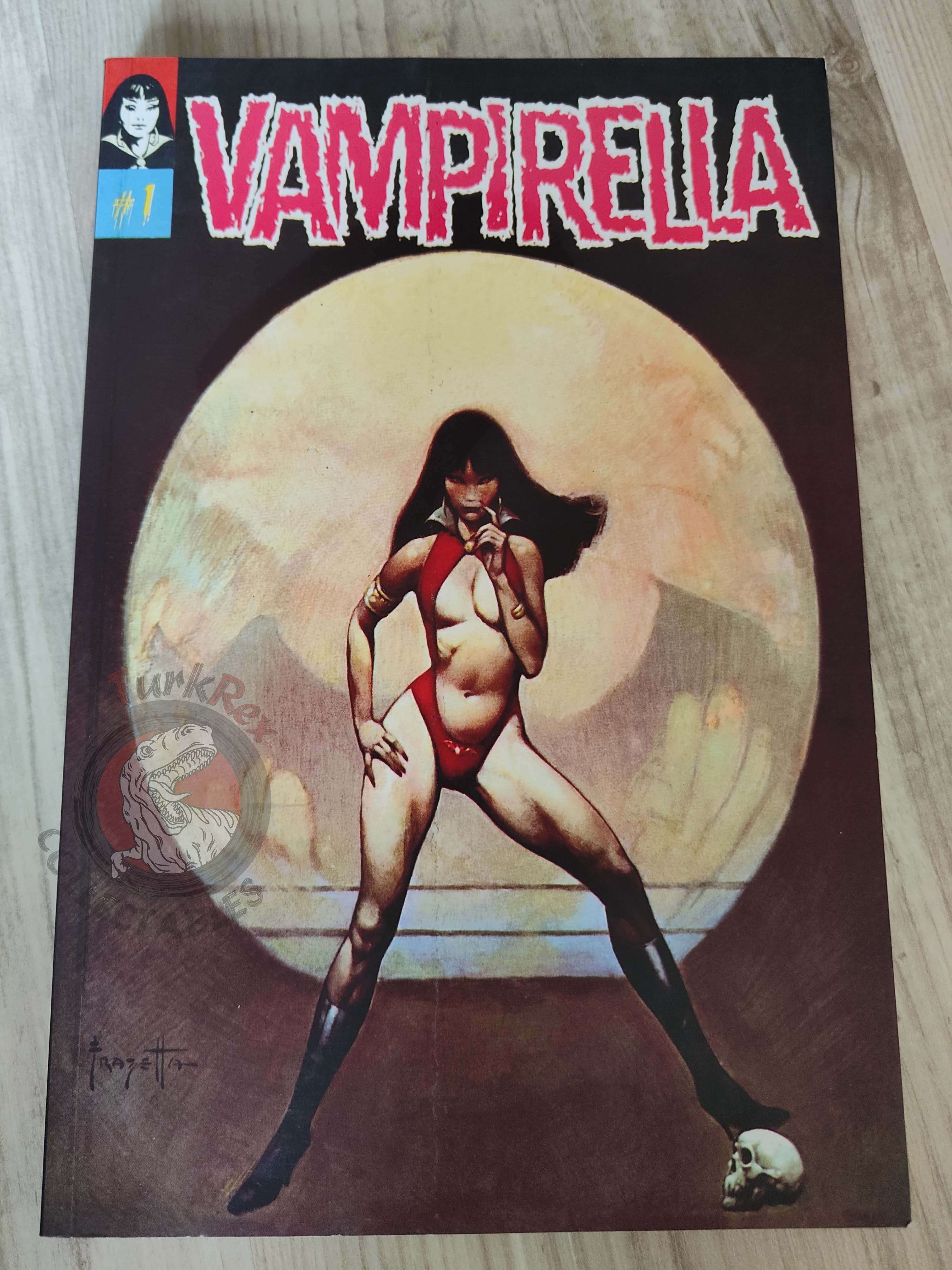 Vampirella Crimson Chronicles #1 2010 Turkish Comic Turkey Frank Frazetta