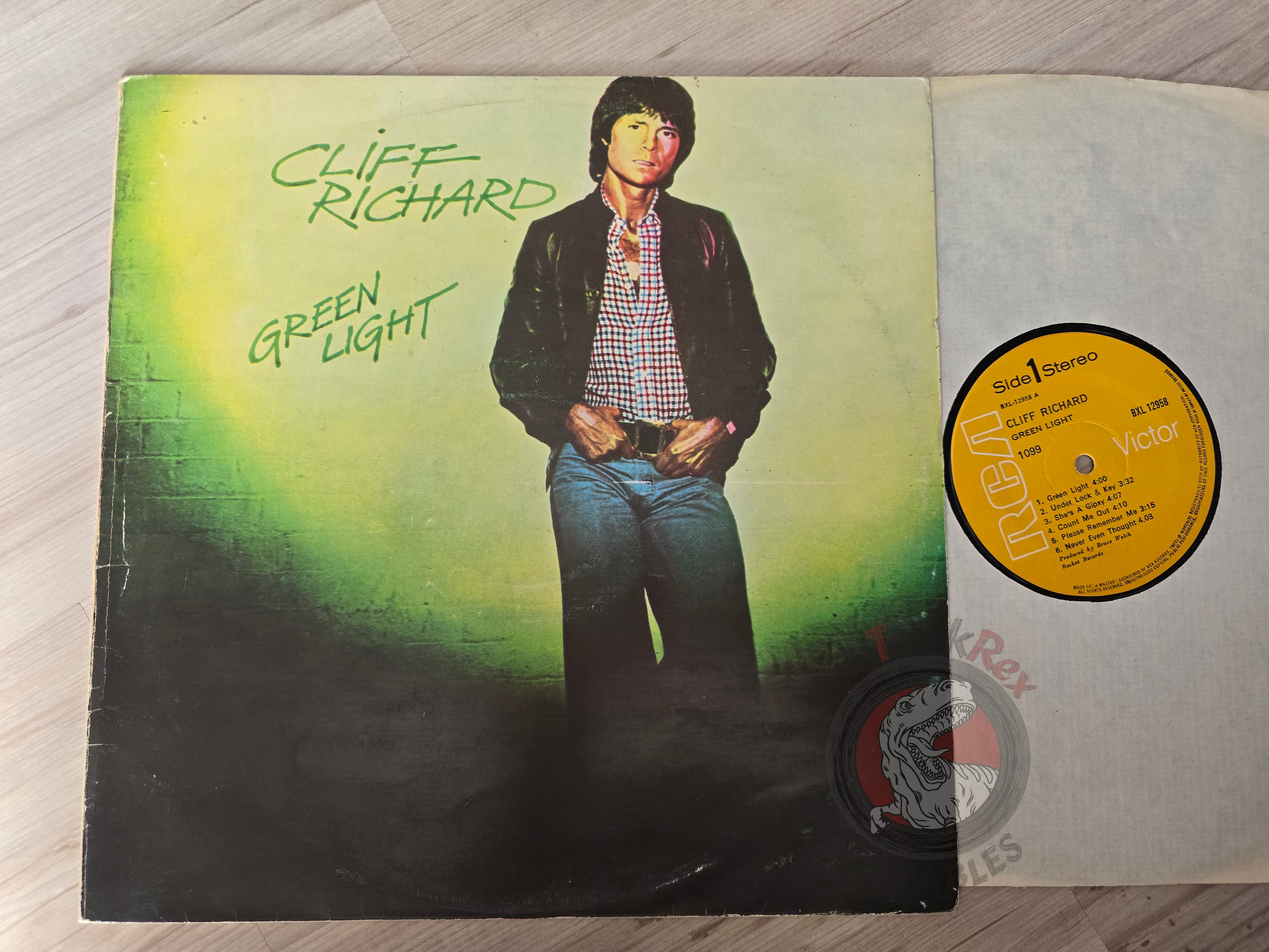 Cliff Richard – Green Light Turkish Pressing Vinyl Turkey Edition