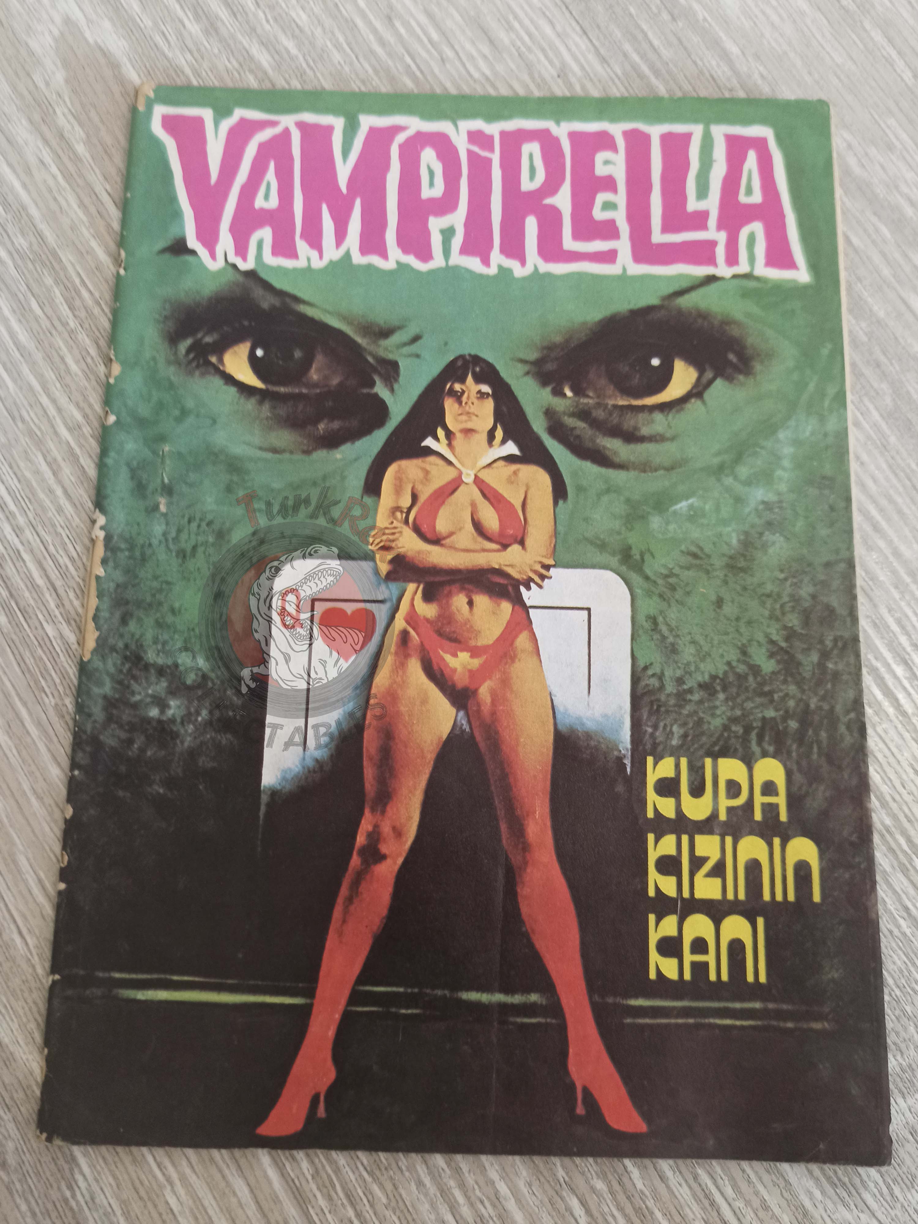 Vampirella #3 1976 Turkish Comic Turkey Warren Publishing cover #49 Dracula