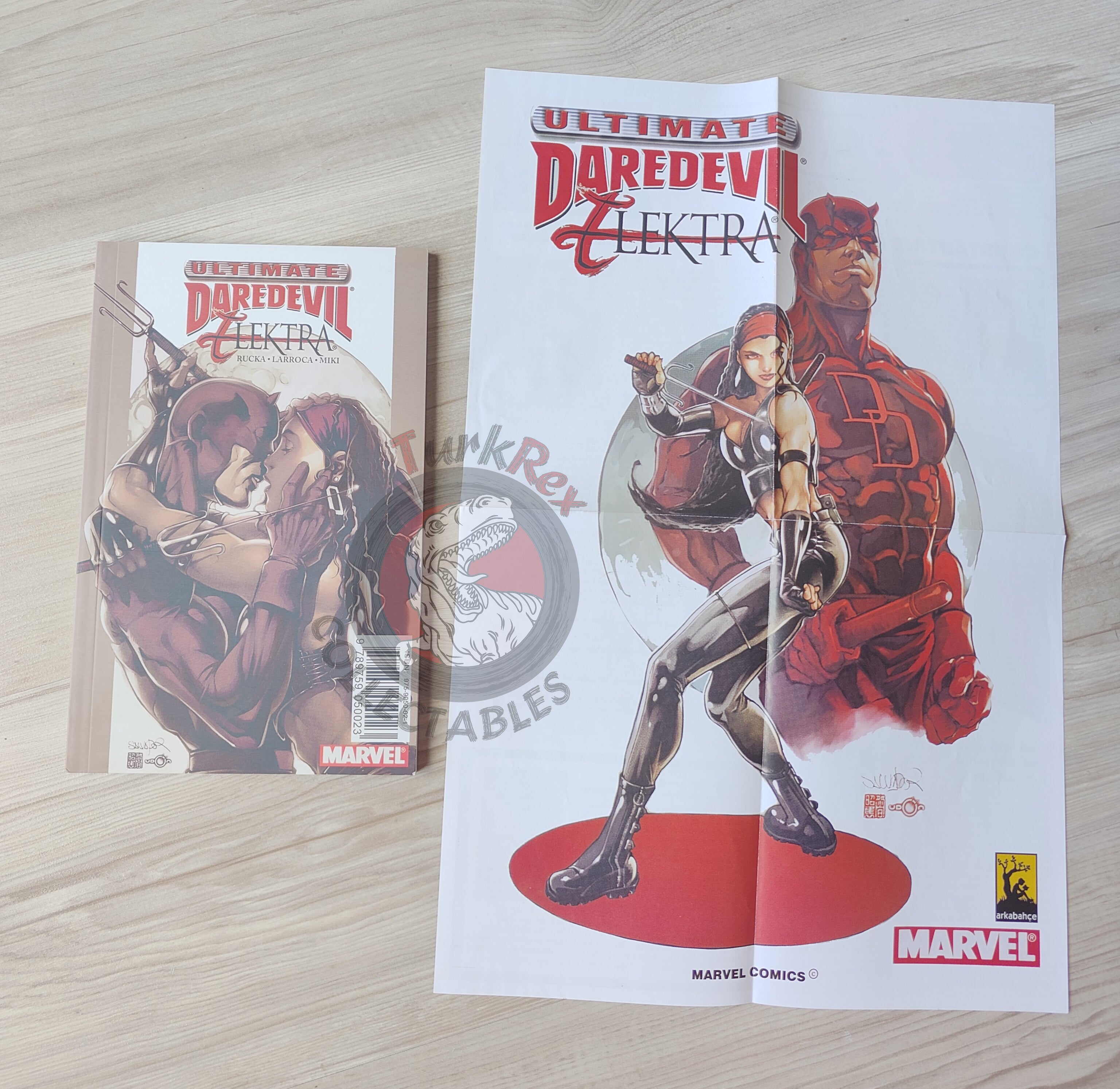 Ultimate Daredevil & Elektra #1 Turkish Comic Turkey with poster
