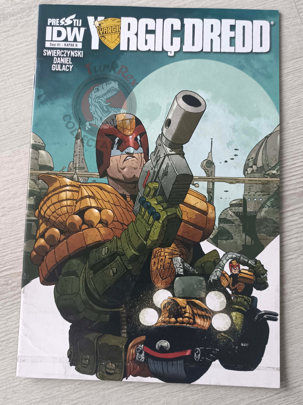 Judge Dredd #1 Turkish Comic Turkey Duane Swierczynski