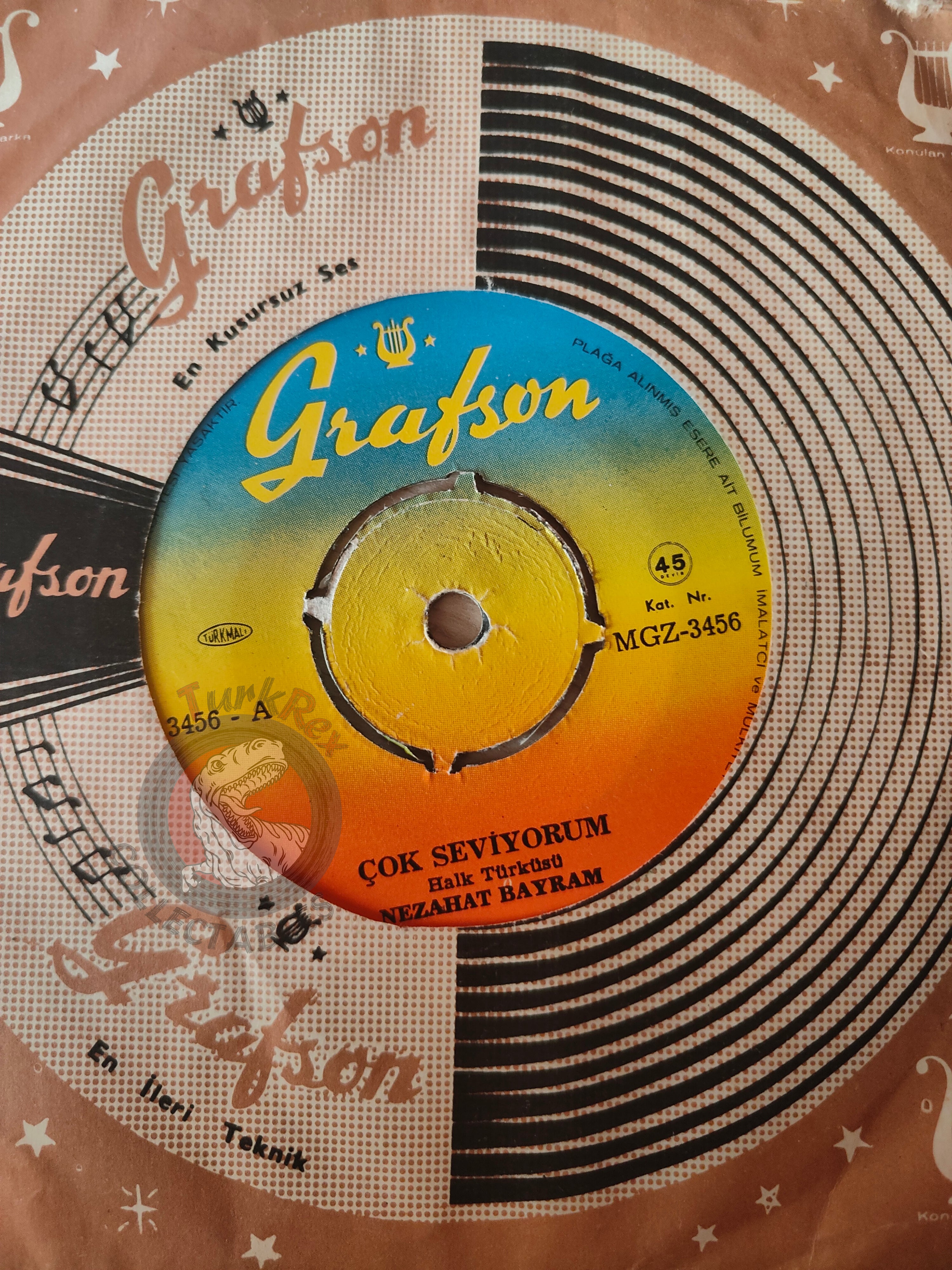 Nezahat Bayram – Çok Seviyorum 7" Turkish Pressing Vinyl Turkey Edition