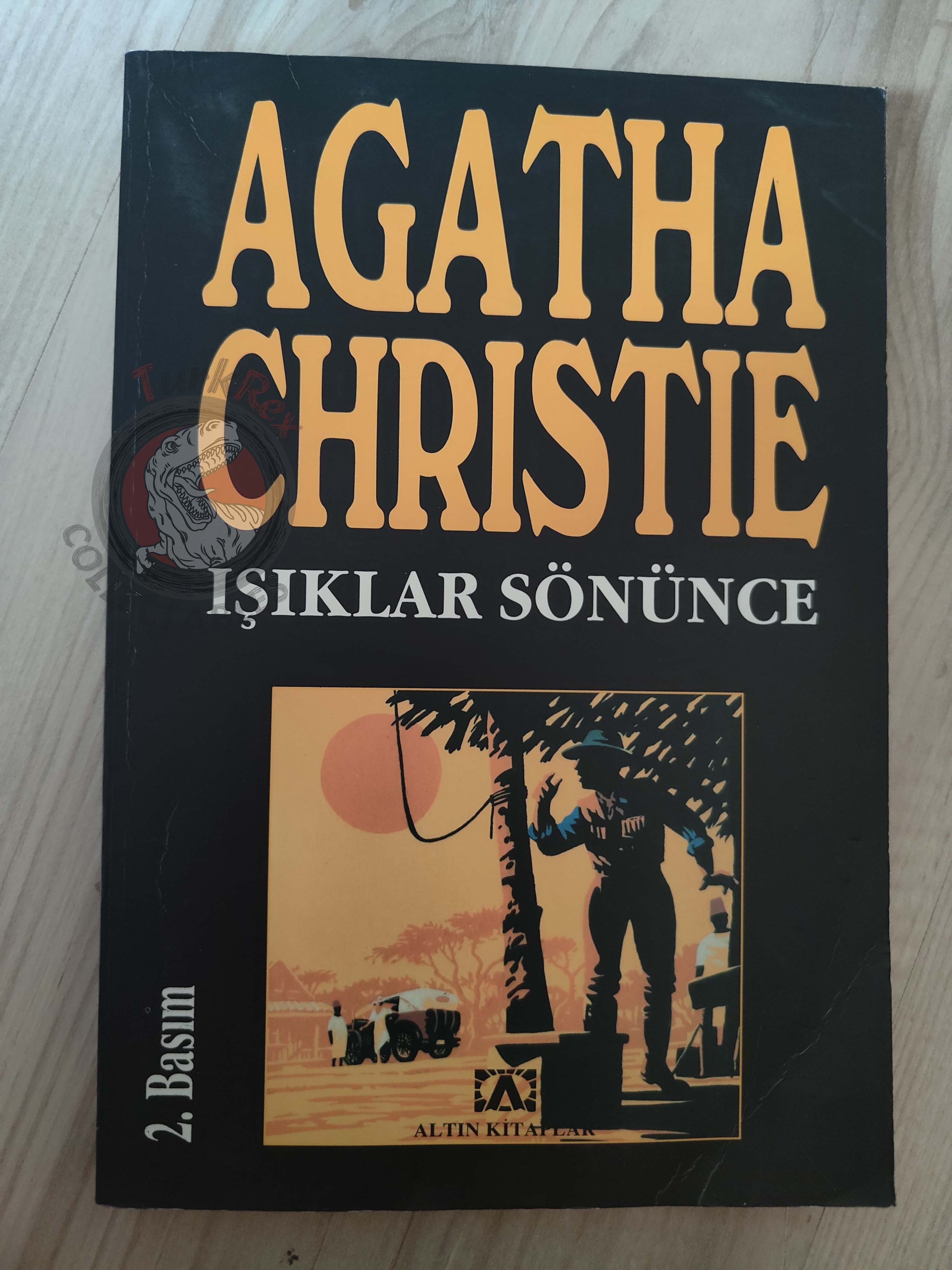 Agatha Christie – While the Lights Lasts 2002 Turkish Book Turkey