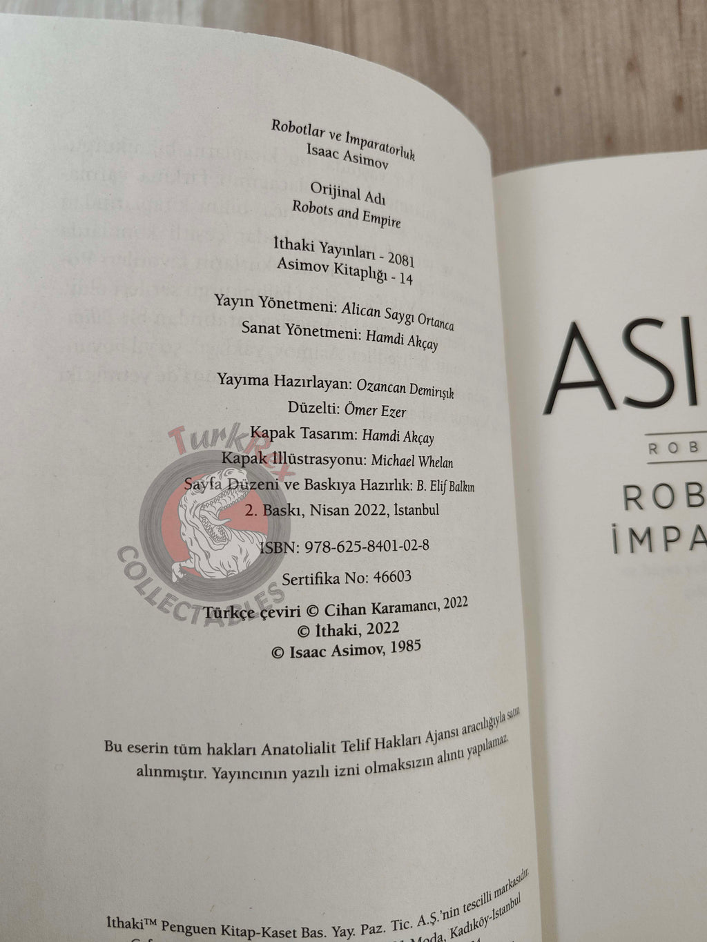 Isaac Asimov – Robot Series - Robots and Empire Turkish Book Turkey