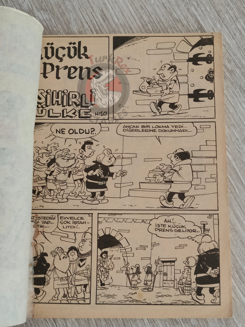 Johan et Pirlouit #16 1982 Turkish Comic Turkey Le Pays Maudit #12 The Smurfs