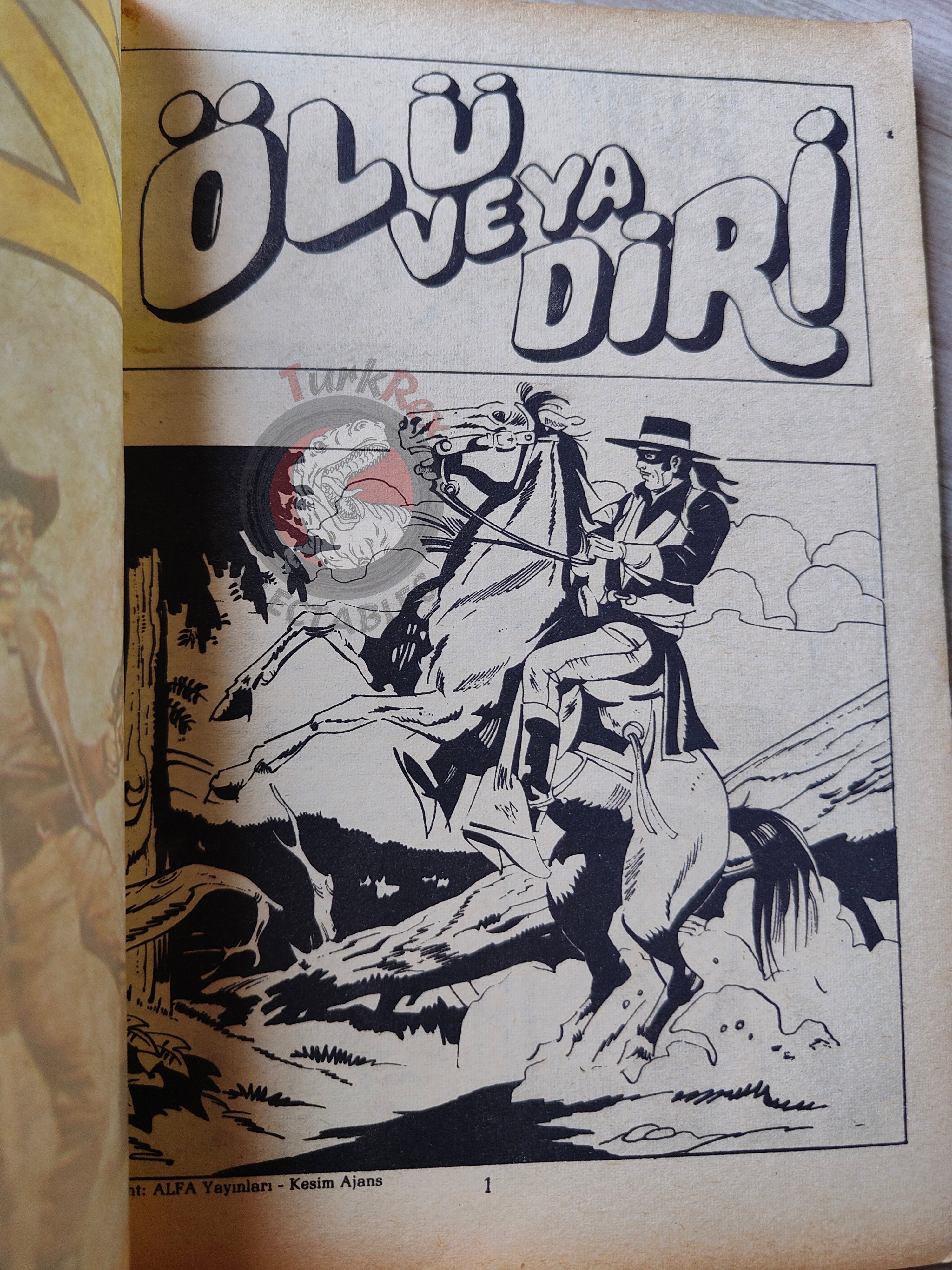 Zorro #8 1980s Turkish Comic Turkey Il Segno di Zorro + Parody