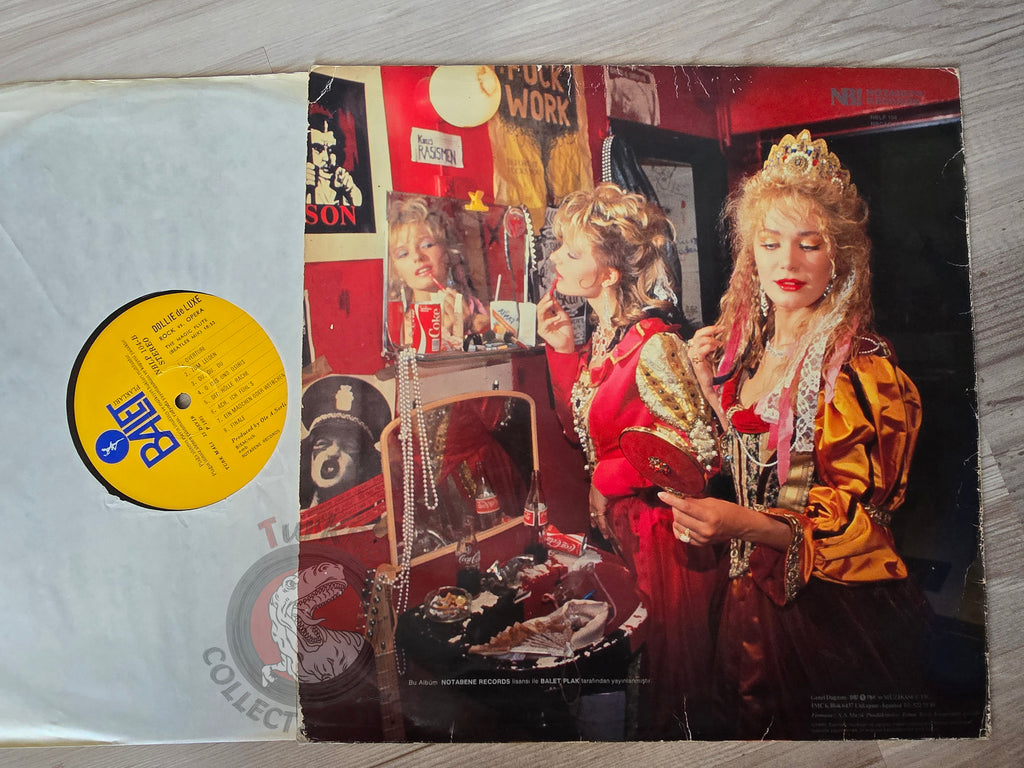 Dollie De Luxe – Rock Vs. Opera Turkish Pressing Vinyl Turkey Edition