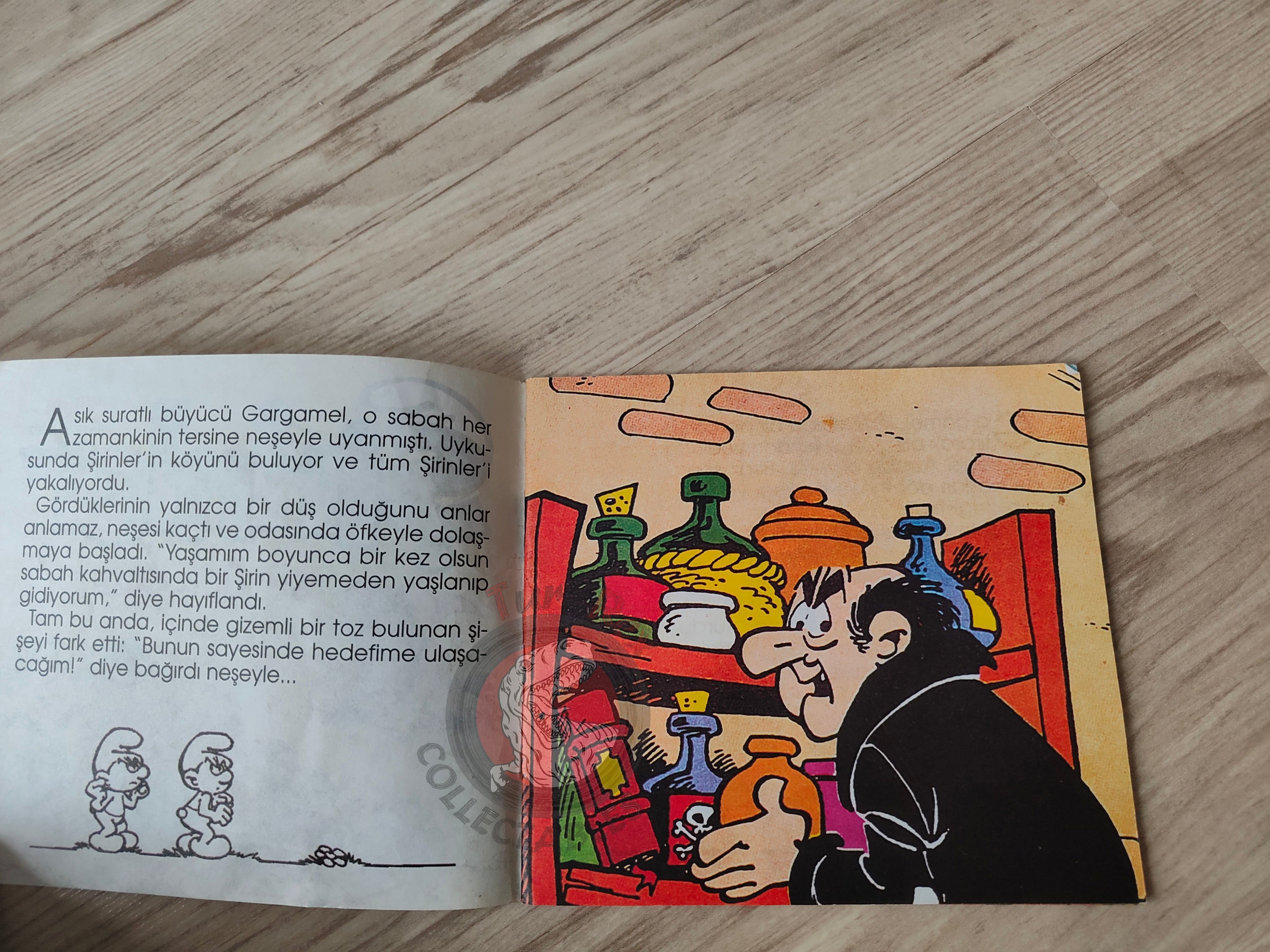The Smurfs - Hogatha 2004 Turkish Book Turkey Die Schlümpfe Minibuch