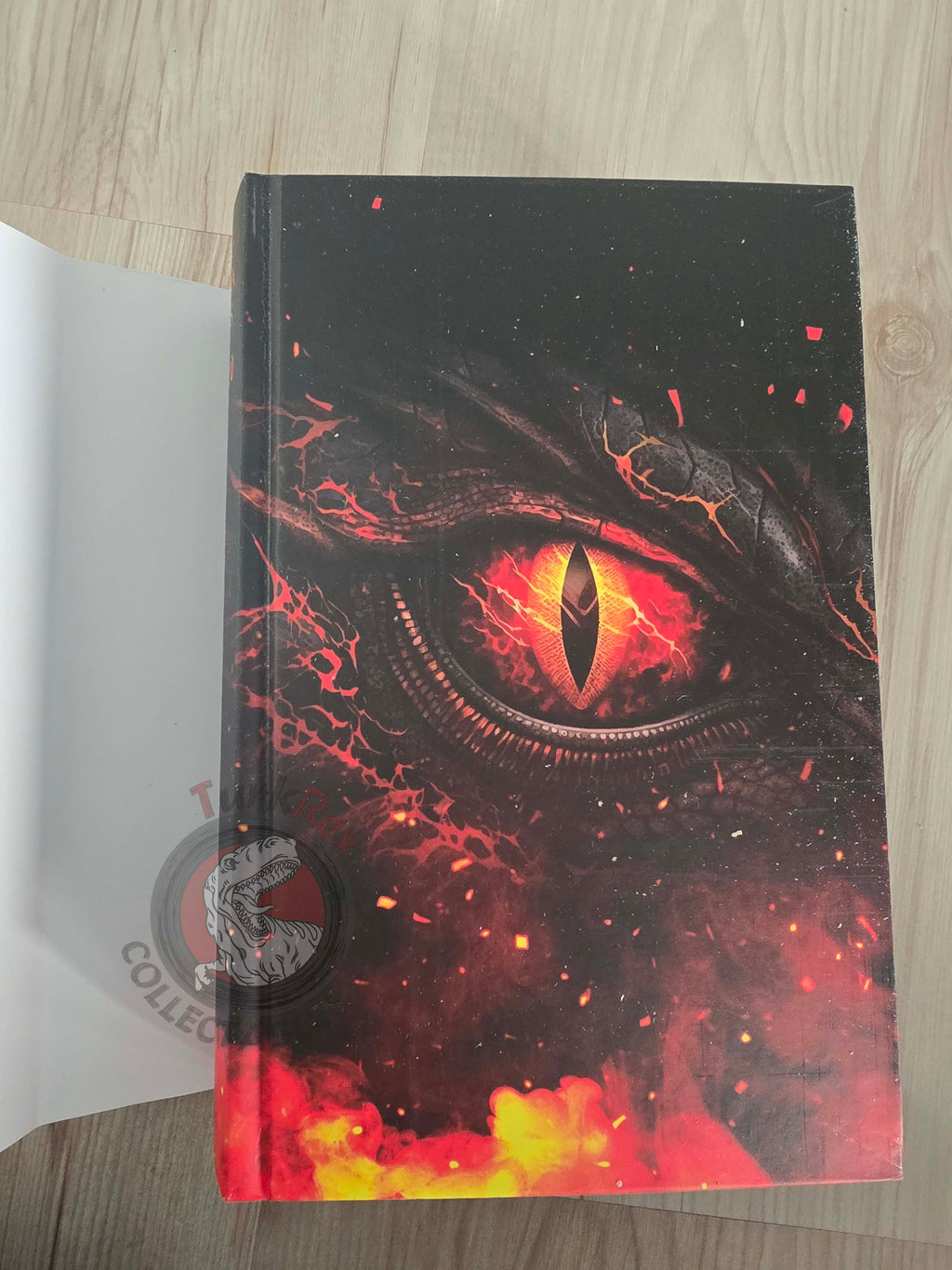 Rebecca Yarros – Fourth Wing 2023 1st HC/DJ Turkish Book Turkey Sprayed edges