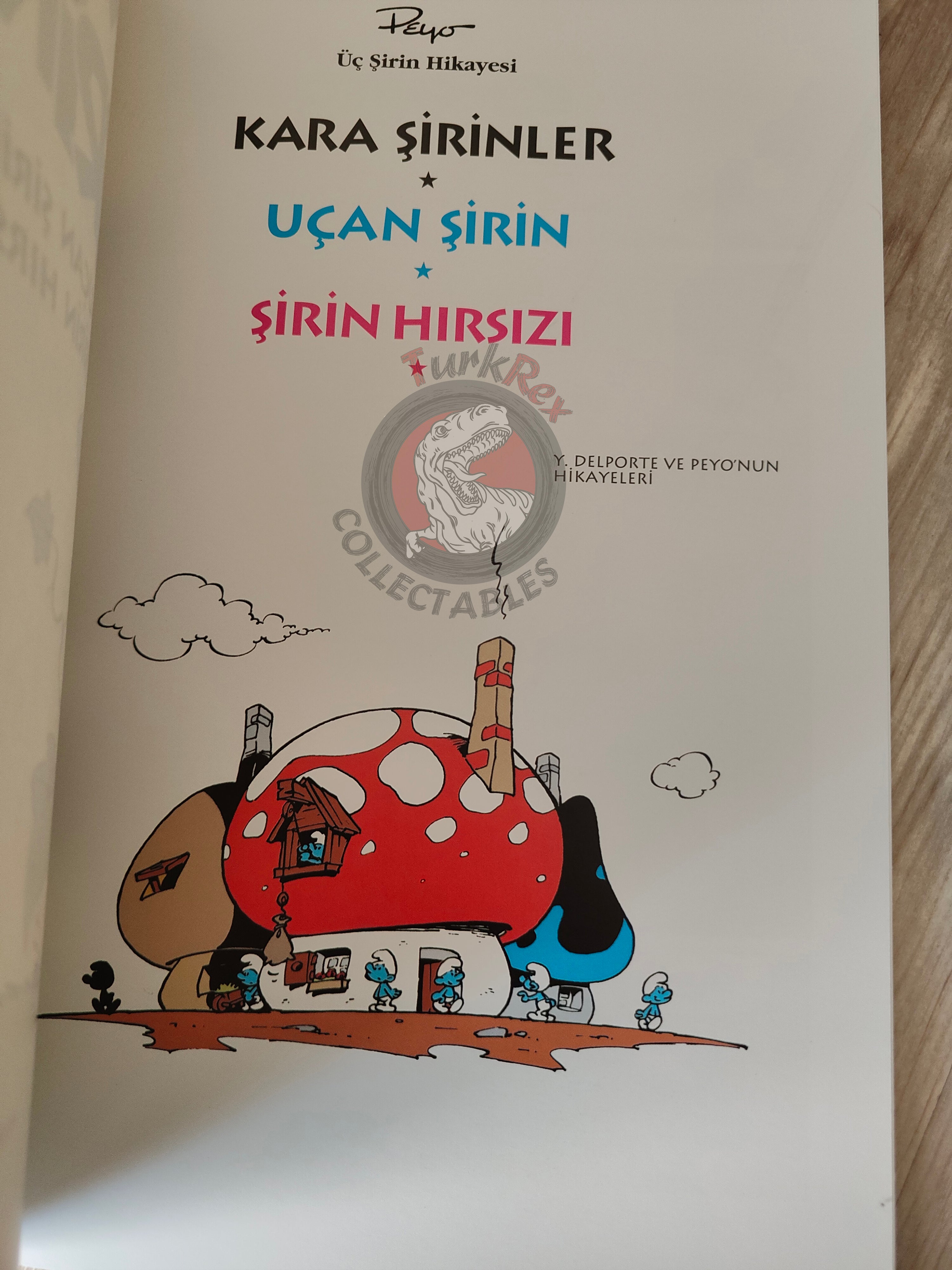 The Smurfs #1 The Black Smurfs 2011 Turkish Comic Turkey Schtroumpf