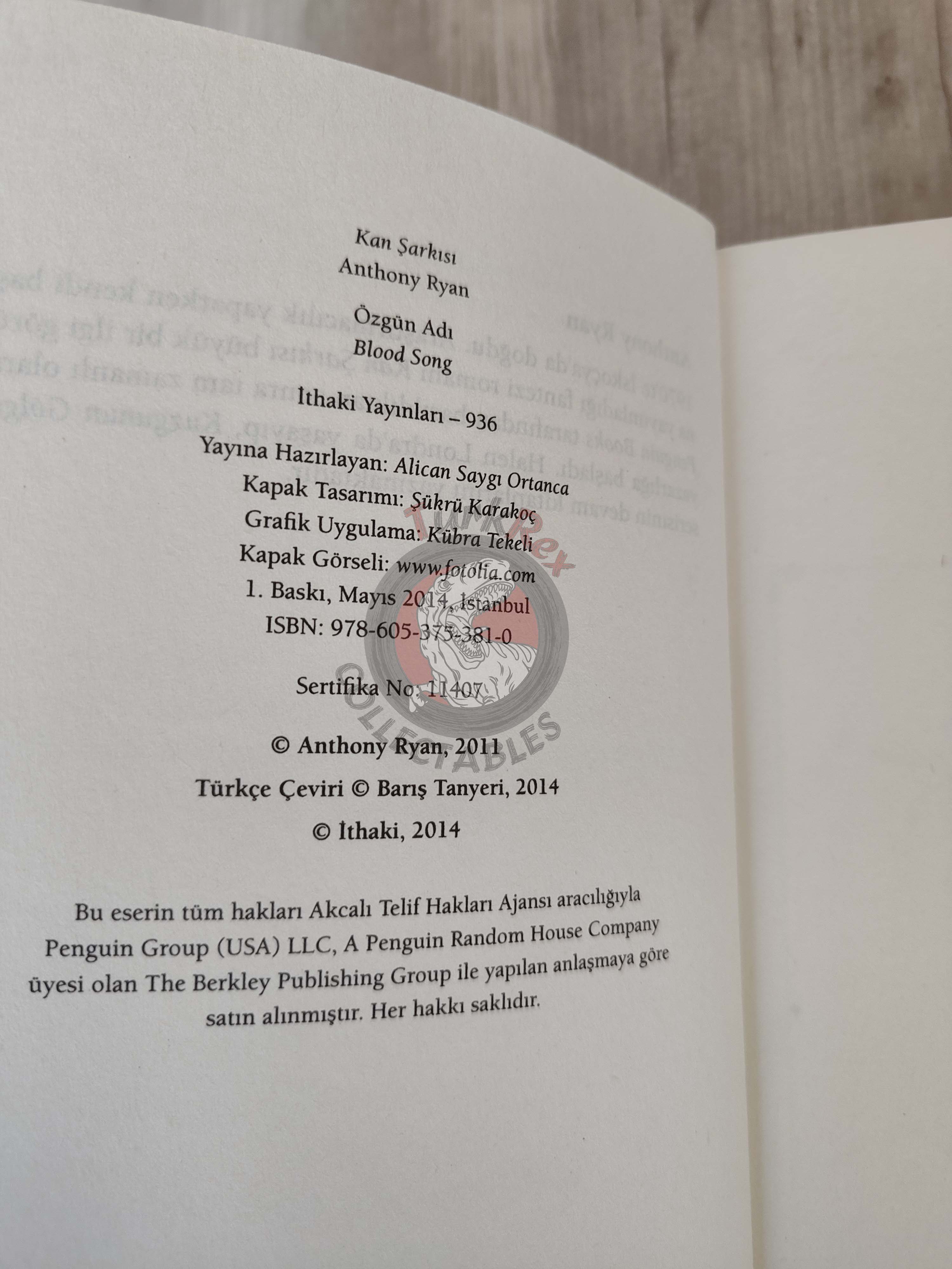 Anthony Ryan – Raven’s Shadow Series 2014 1st Turkish Book Turkey