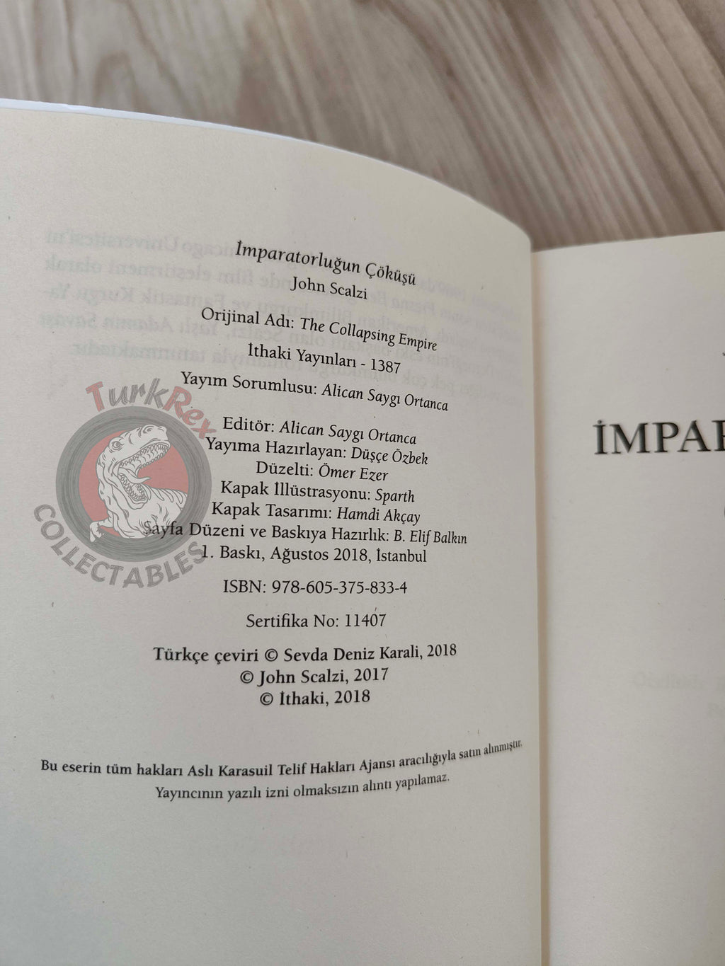 John Scalzi – The Collapsing Empire 1st Turkish Book Turkey Interdependency Series