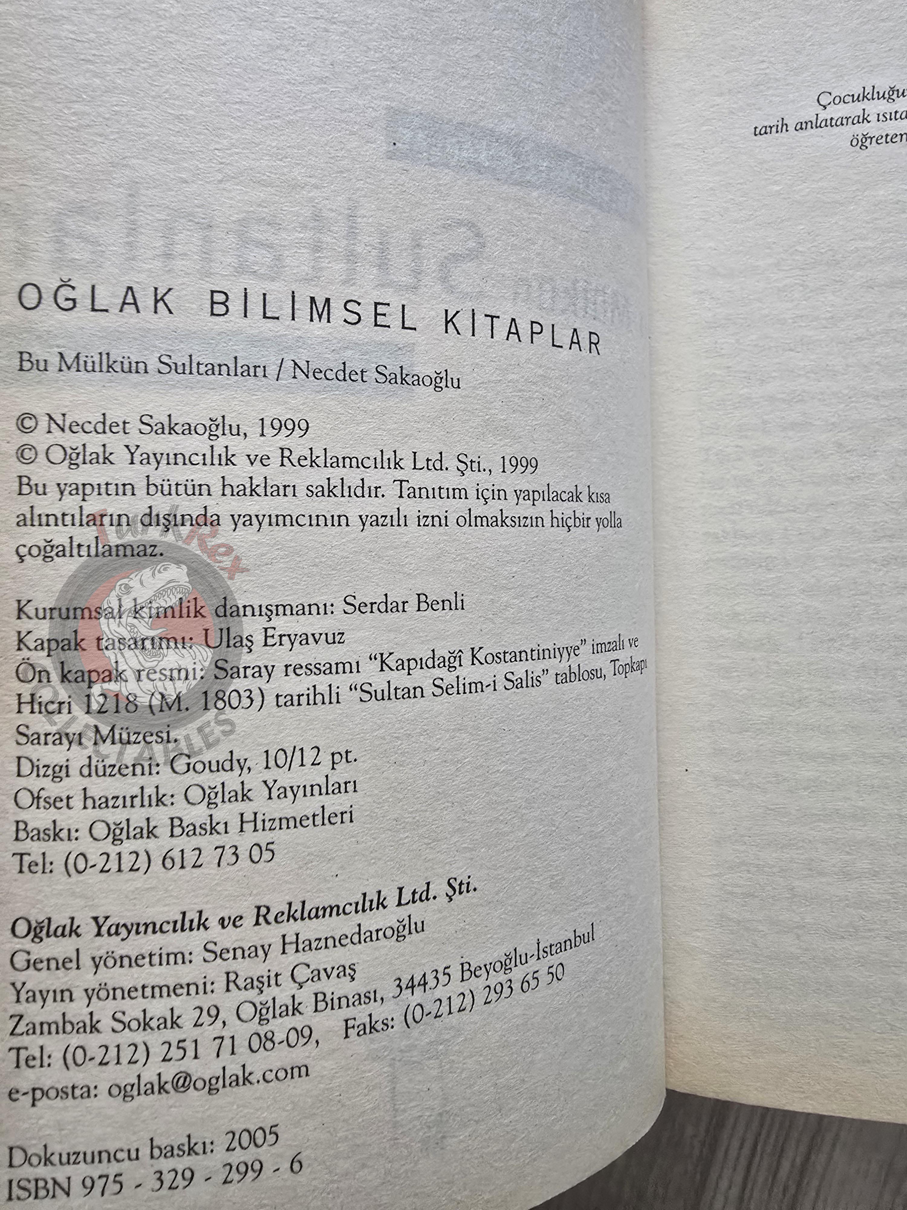The Ottoman Throne: 36 Sultans and Their Secret Lives Turkish Book Turkey