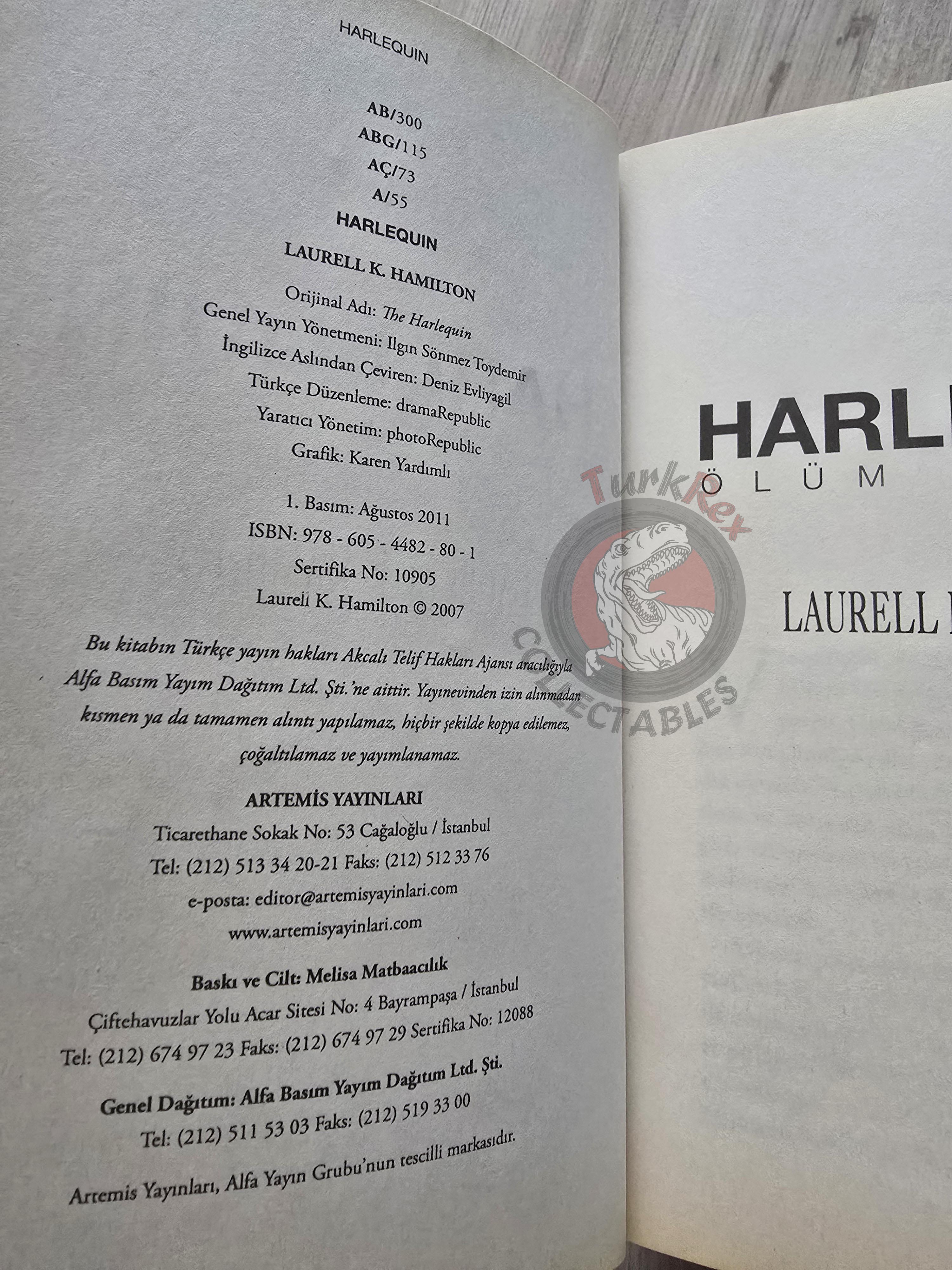 Laurell K. Hamilton – The Harlequin 2011 1st Turkish Book Turkey Anita Blake: Vampire Hunter