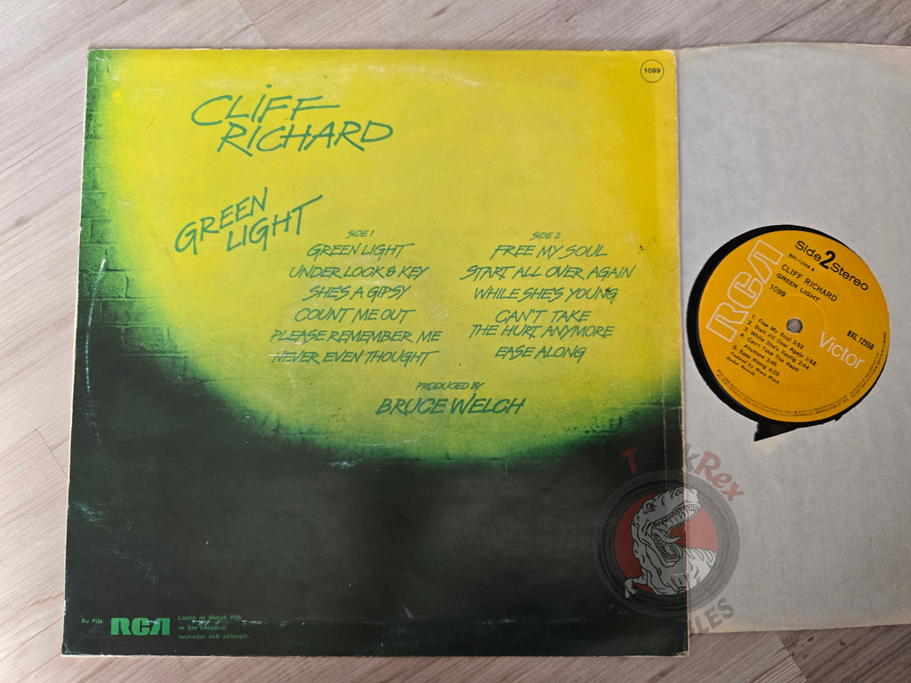 Cliff Richard – Green Light Turkish Pressing Vinyl Turkey Edition