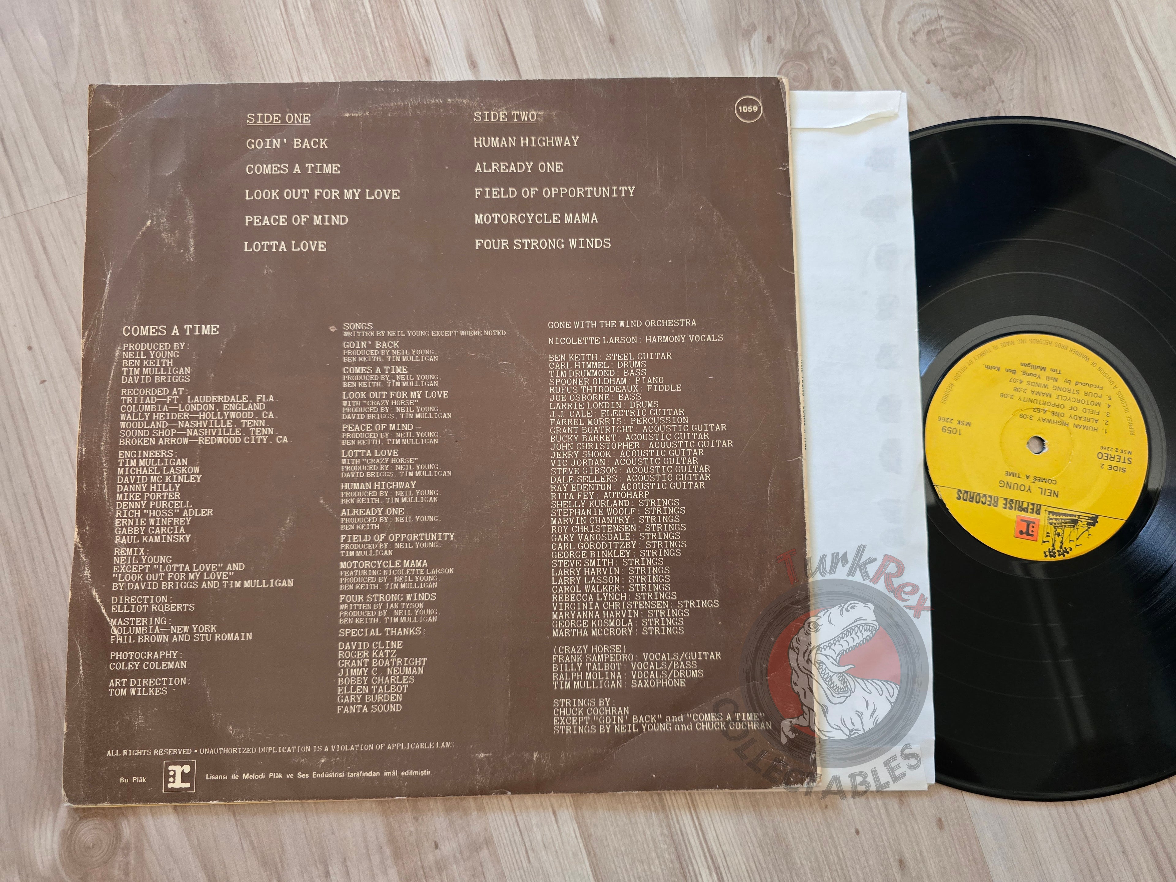 Neil Young – Comes A Time Turkish Pressing Vinyl Turkey Edition