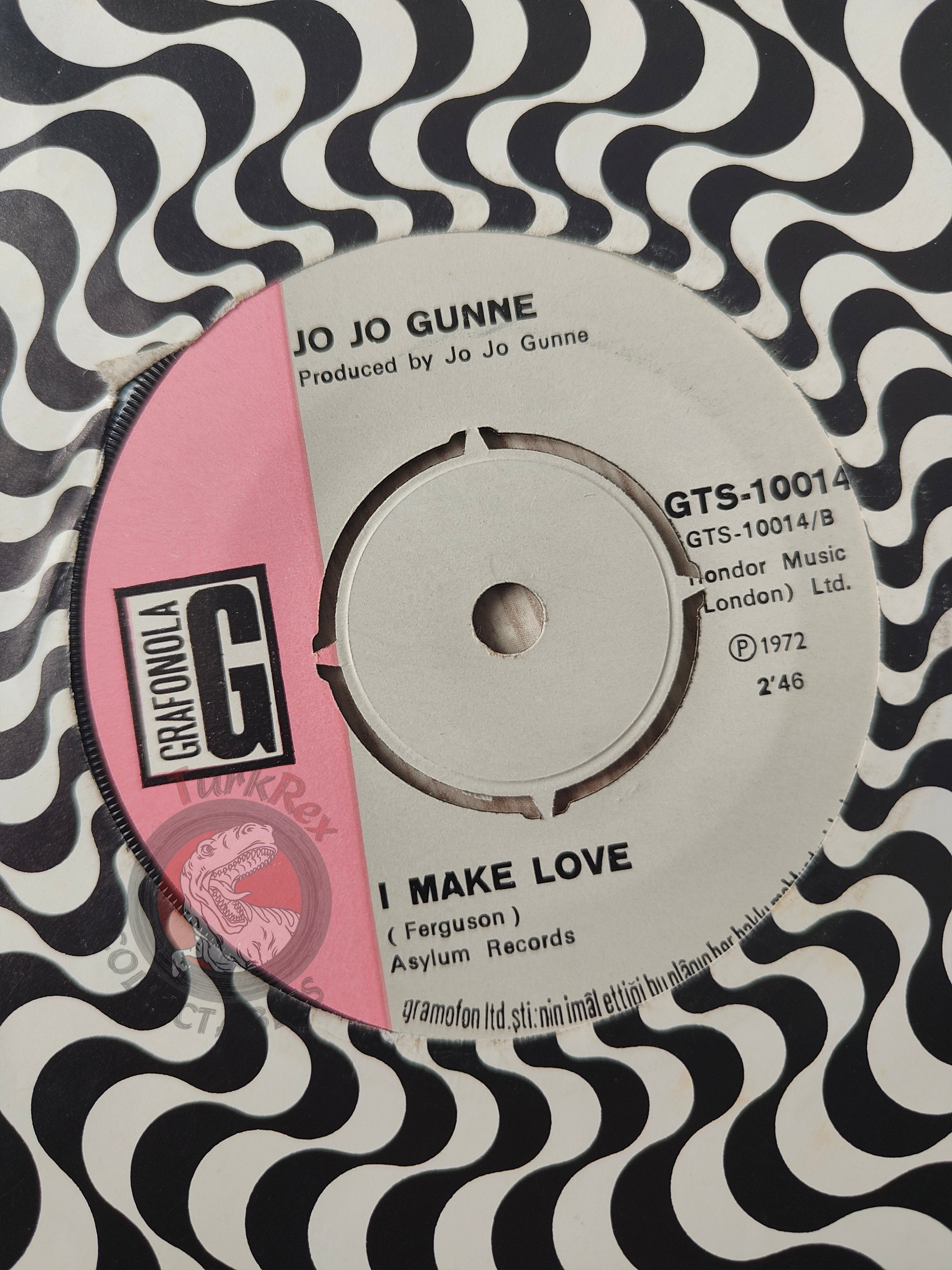 Jo Jo Gunne – Shake That Fat 7" Turkish Pressing Vinyl Turkey Edition
