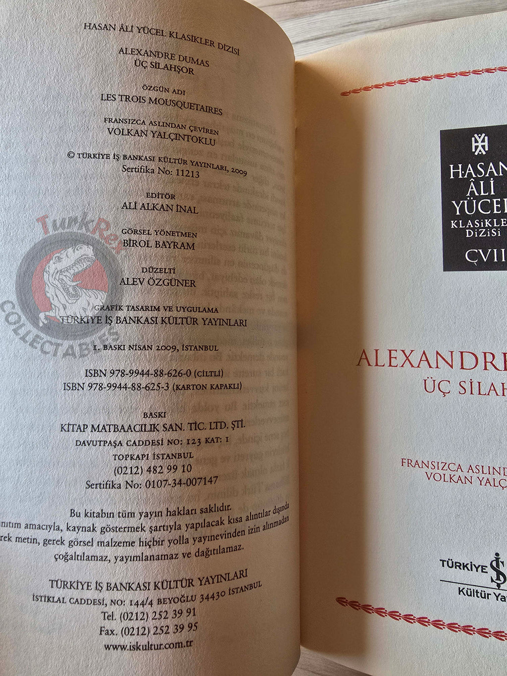 Alexandre Dumas –  The Three Musketeers 2009 Turkish Book Turkey