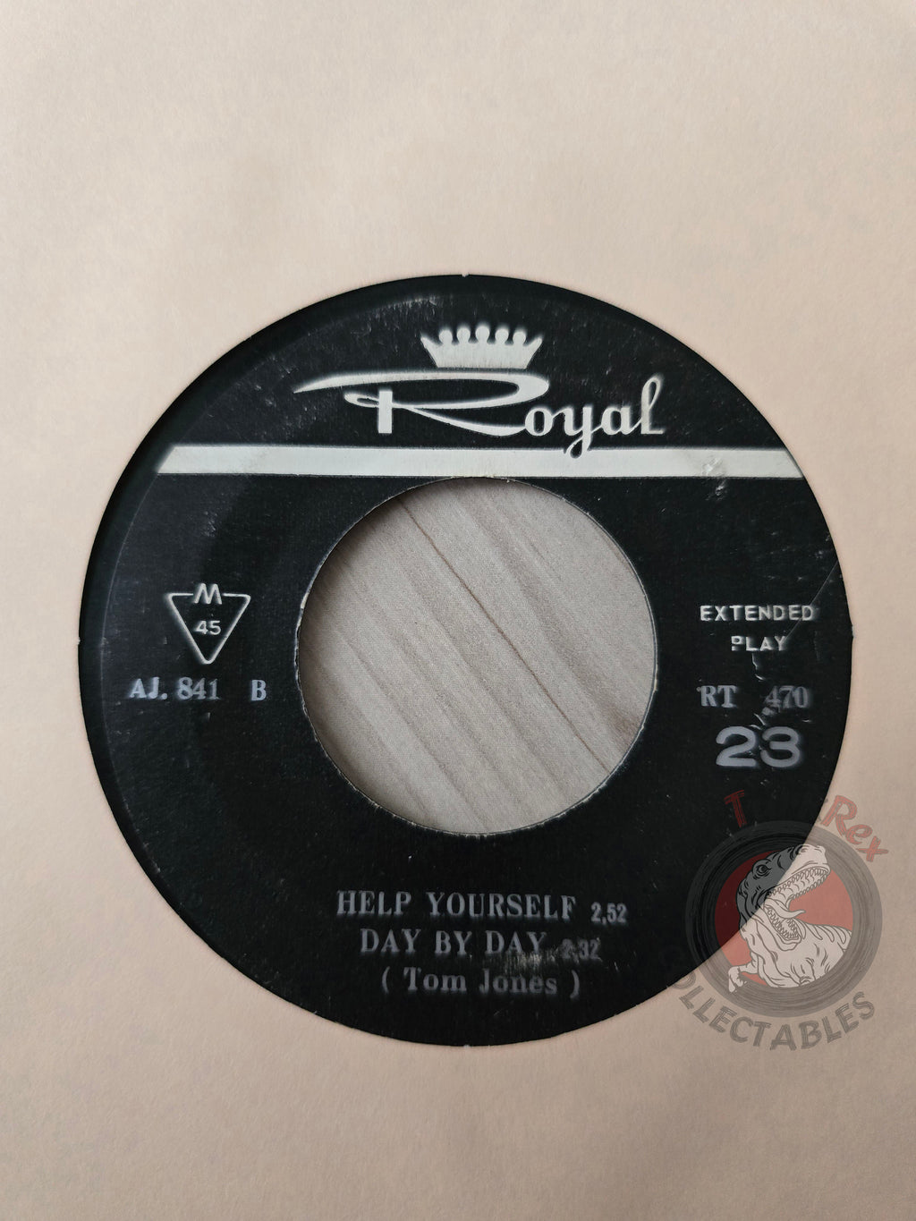 Wilson Pickett / Tom Jones – She's Looking Good  7" Iran Pressing Vinyl Iranian Edition