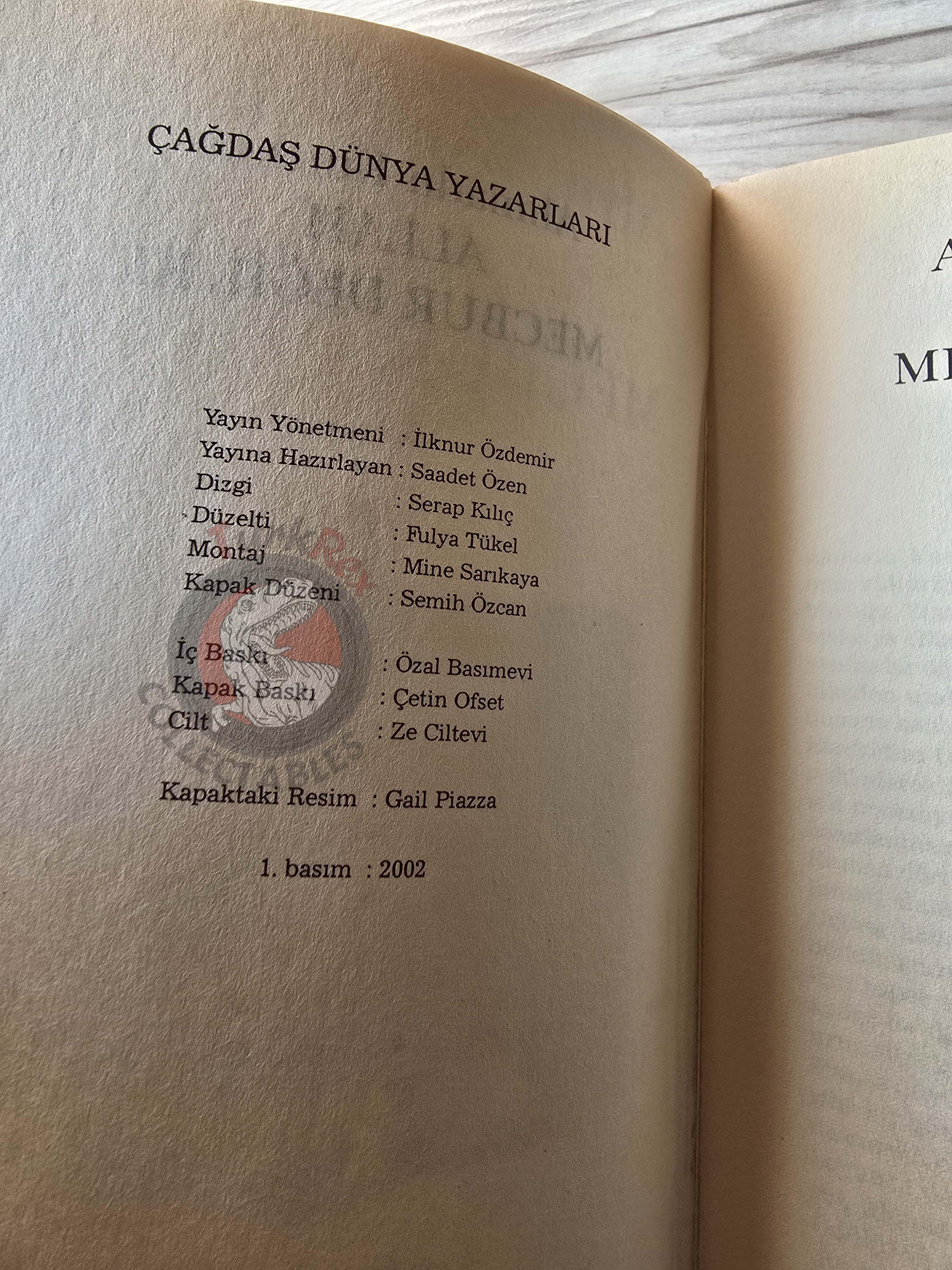 Ahmadou Kourouma – Allah Is Not Obliged 2001 1st Turkish Book Turkey