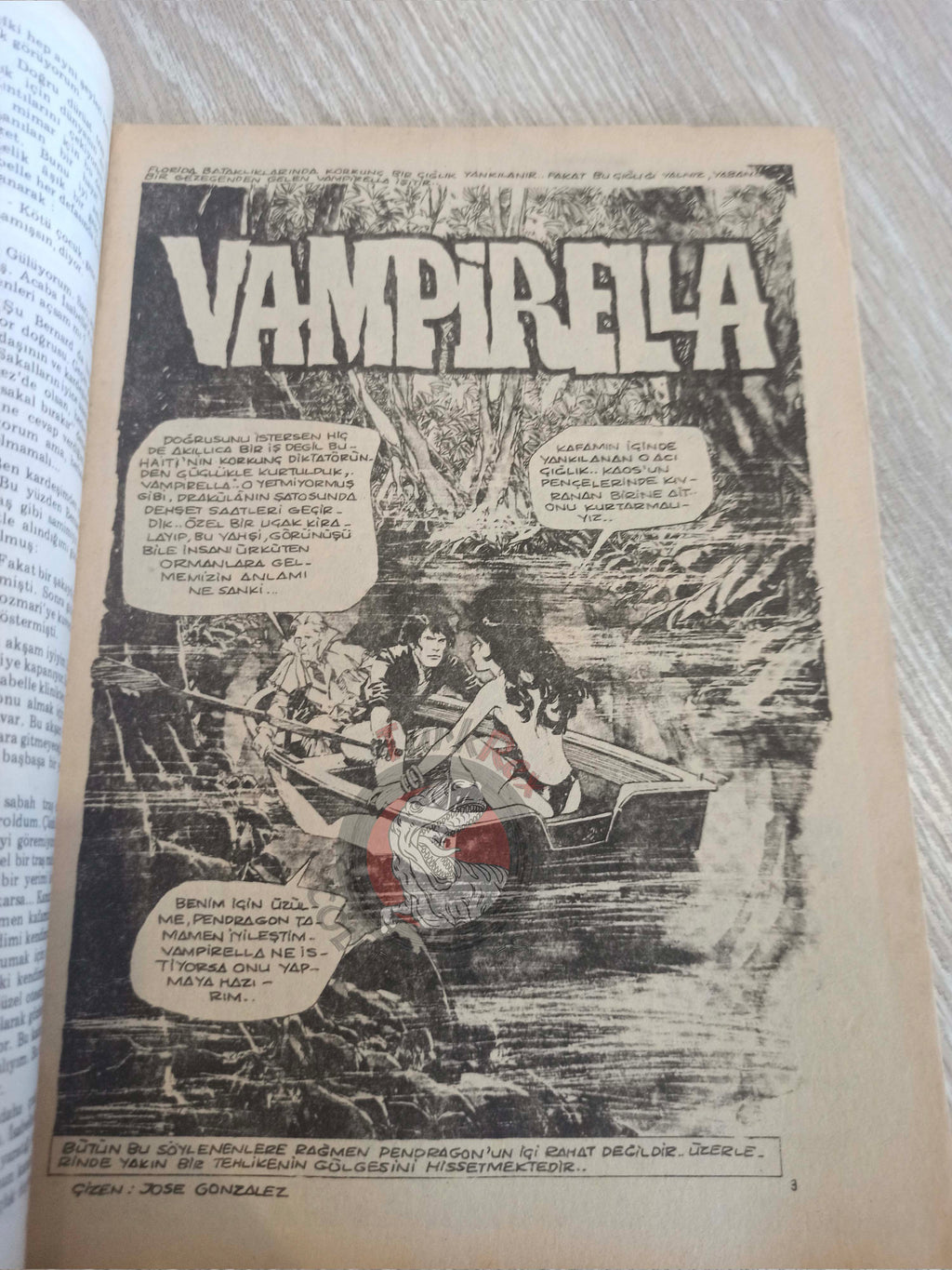 Vampirella #7 1976 Turkish Comic Turkey Warren Publishing cover #33 #17 Morbius