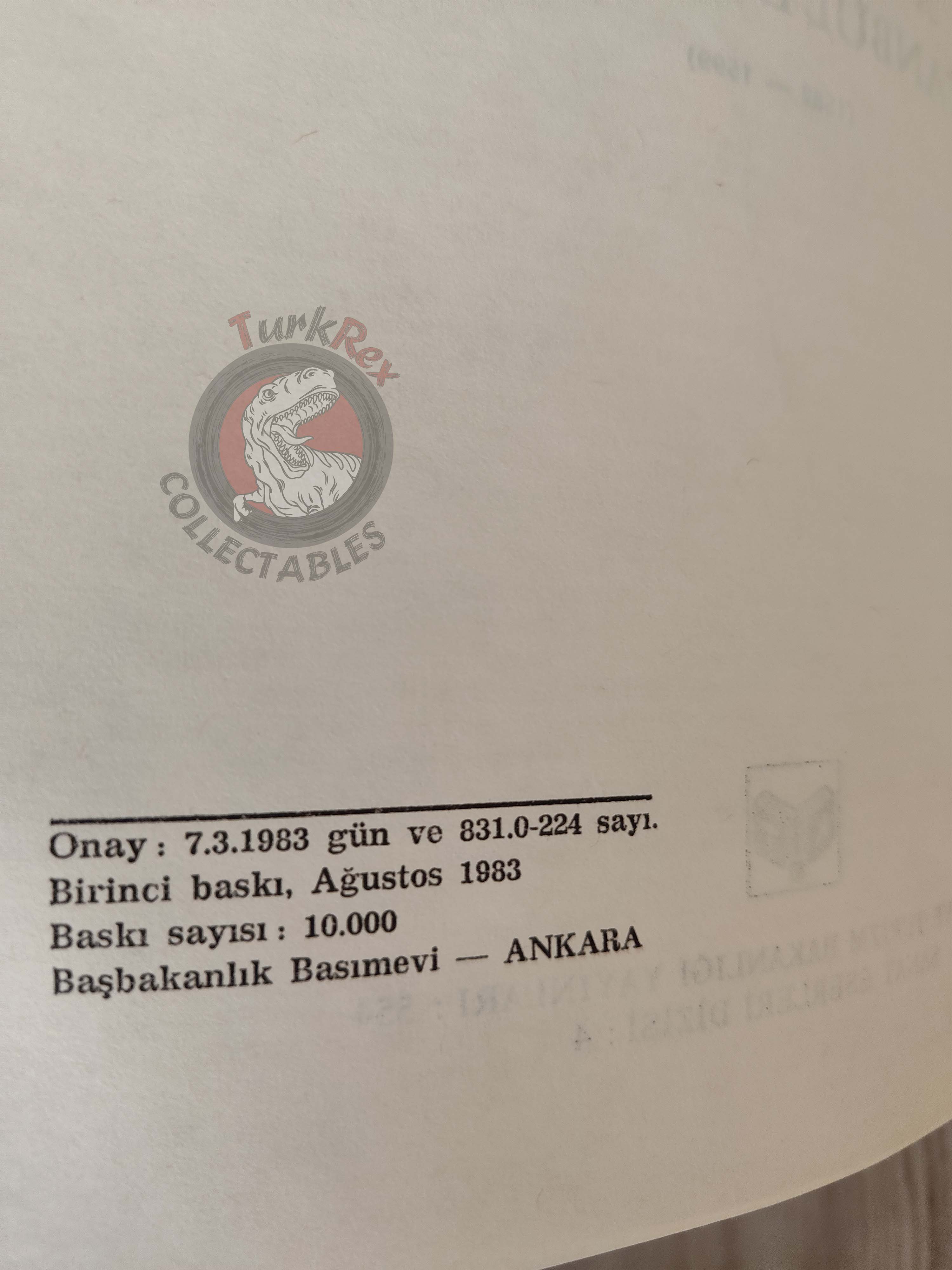 Life in Istanbul in the XVIth Century According to British Travellers 1983 Turkish Book Turkey