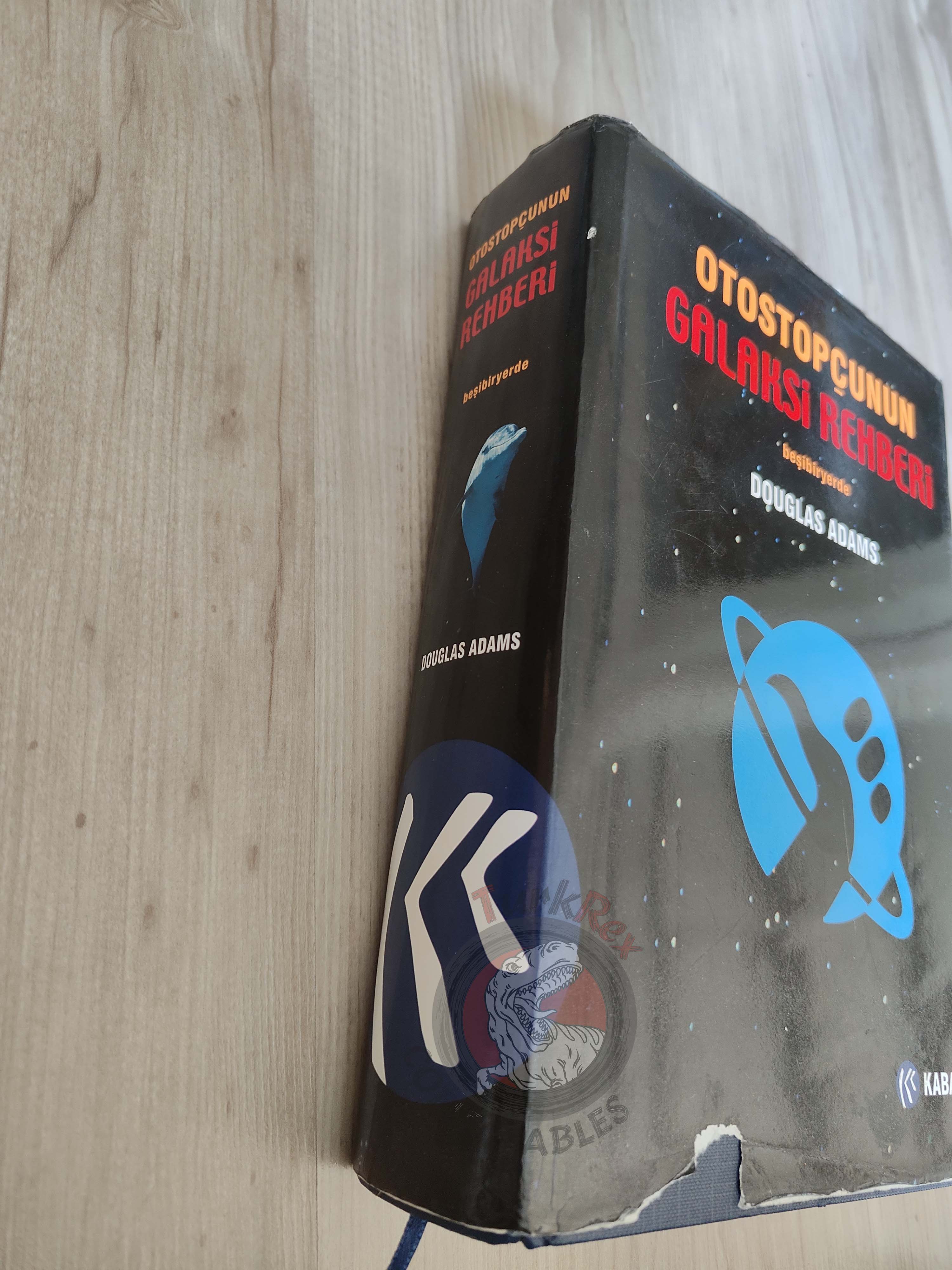 Douglas Adams – The Hitchhiker’s Guide to the Galaxy 2015 HC/DJ Turkish Book Turkey