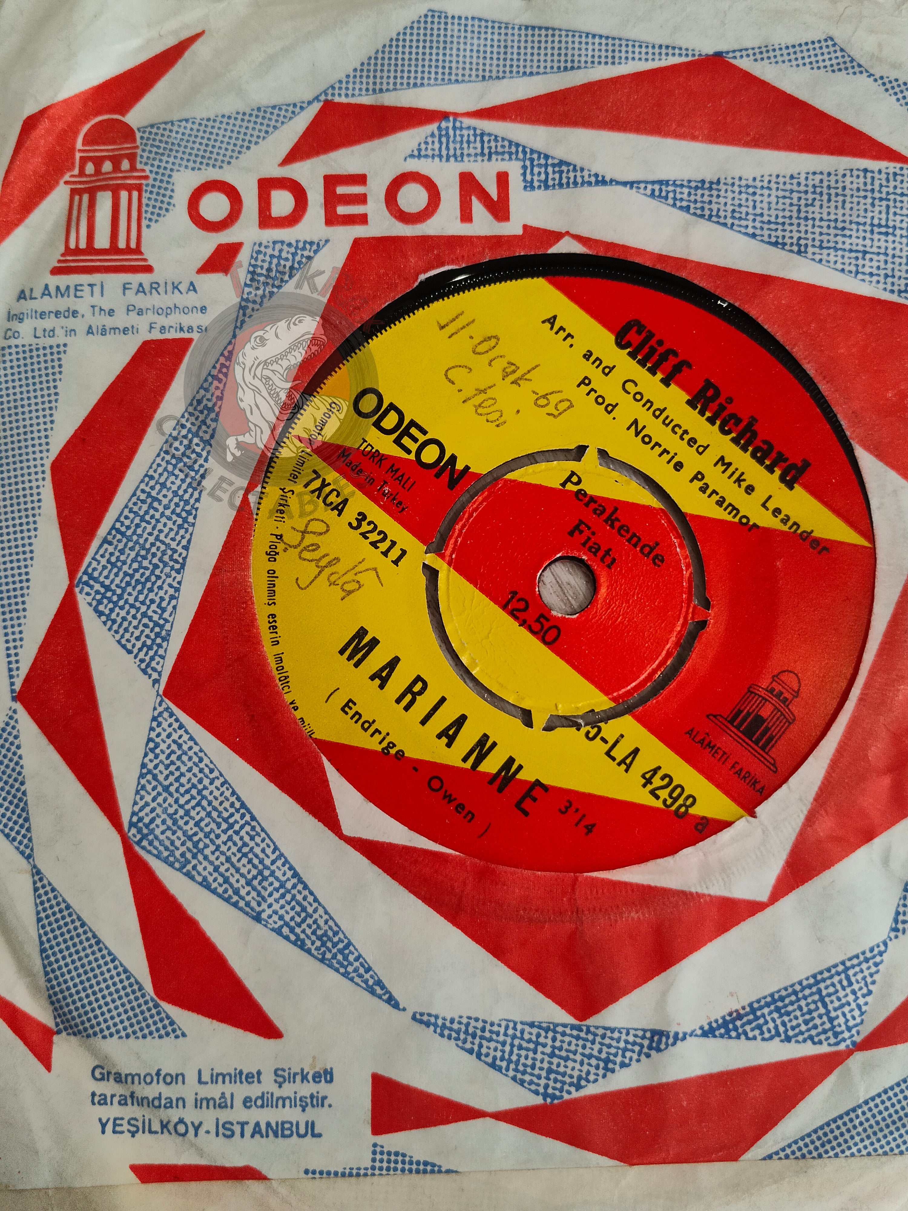 Cliff Richard – Marianne 7" Turkish Pressing Vinyl Turkey Edition