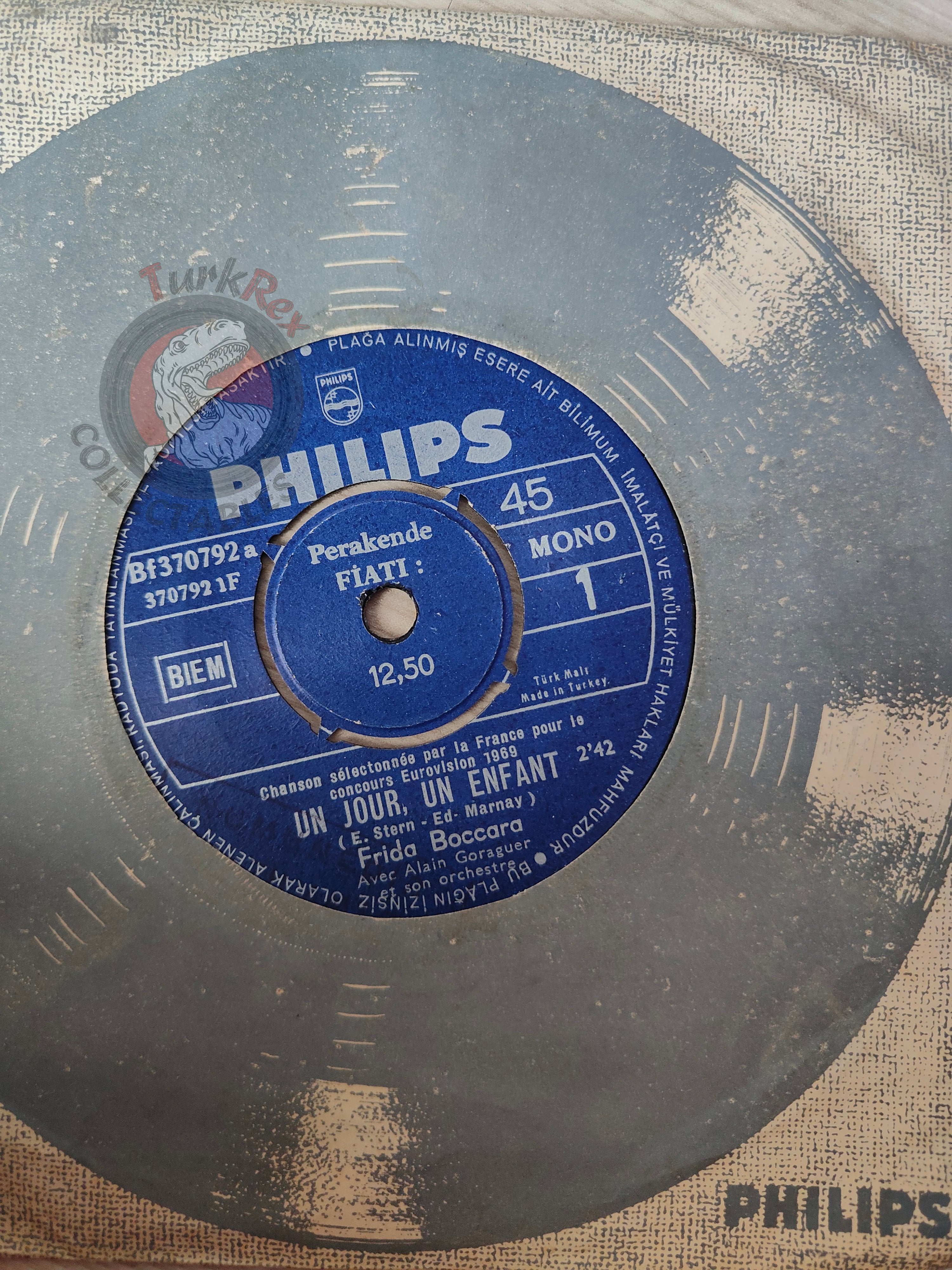 Frida Boccara – Un Jour, Un Enfant / Belle Du Luxembourg 7" Turkish Pressing Vinyl Turkey Edition