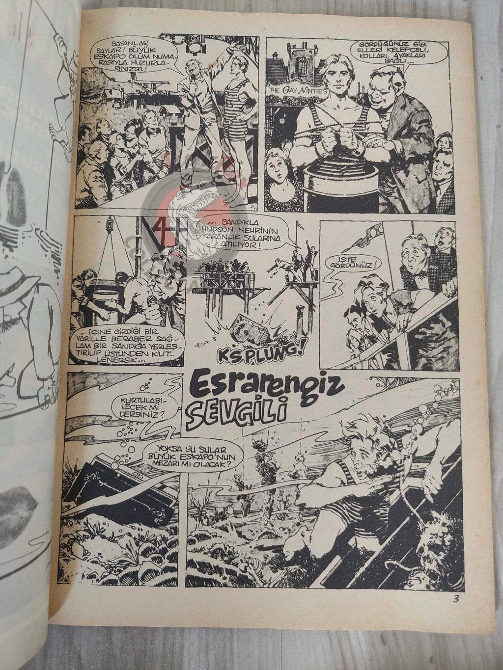Vampirella #26 1977 Turkish Comic Turkey Warren Publishing cover #59 Space 1999
