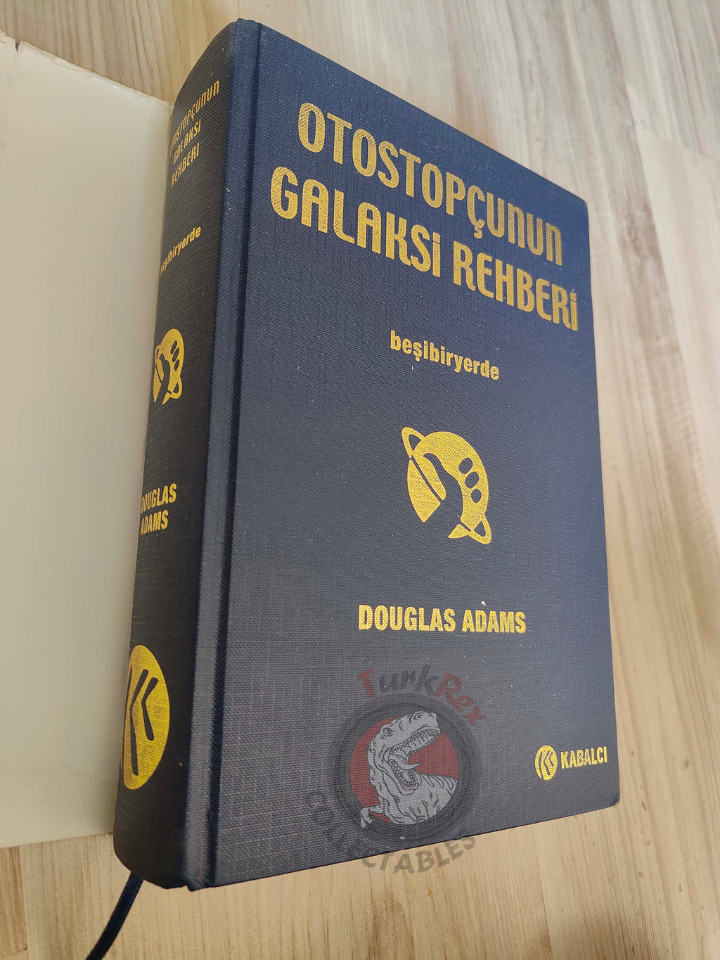 Douglas Adams – The Hitchhiker’s Guide to the Galaxy 2015 HC/DJ Turkish Book Turkey