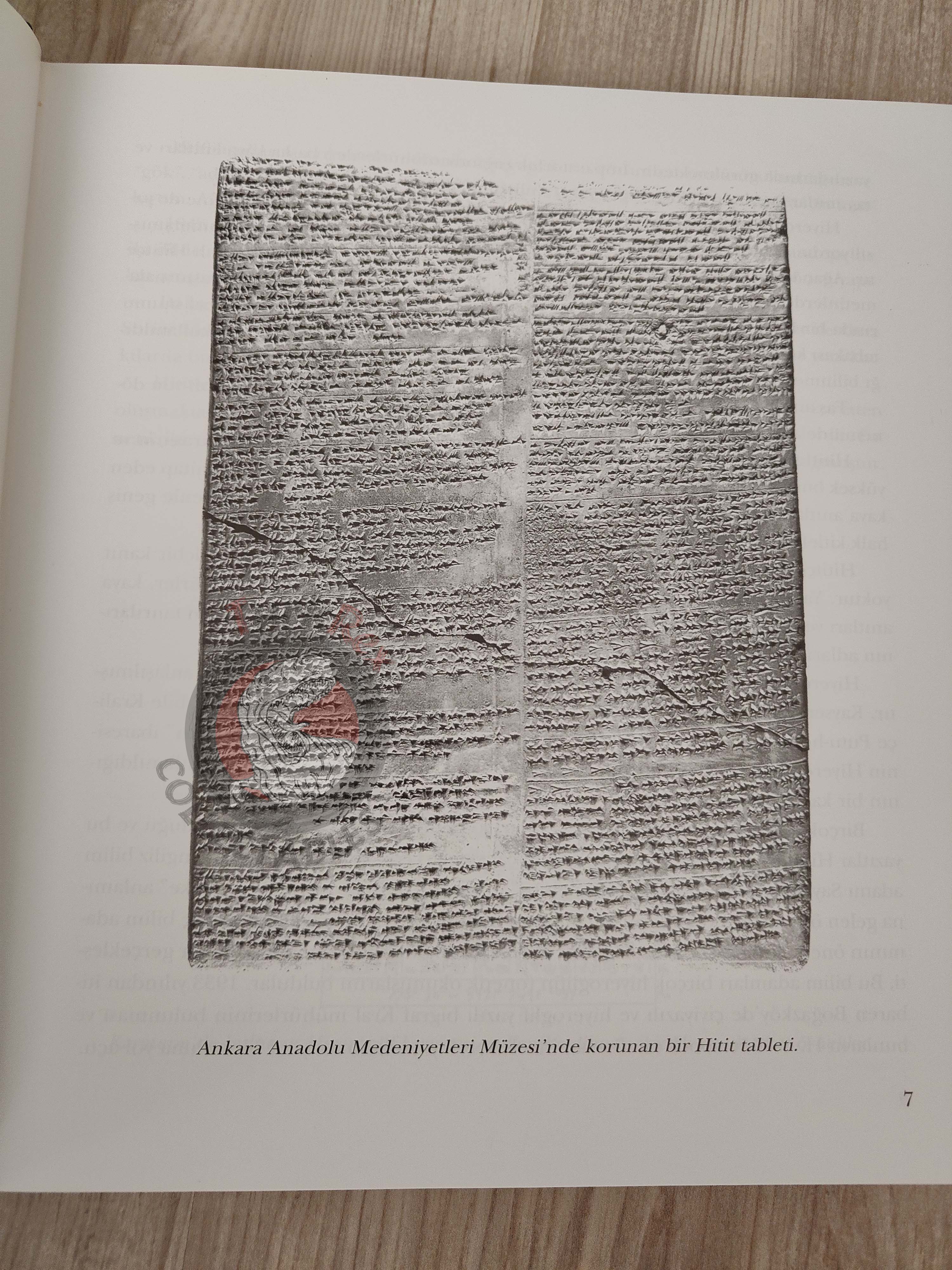 Sedat Alp – Anatolia in the Hittite Period 2001 HC/DJ Turkish Book Turkey Empire Hitties
