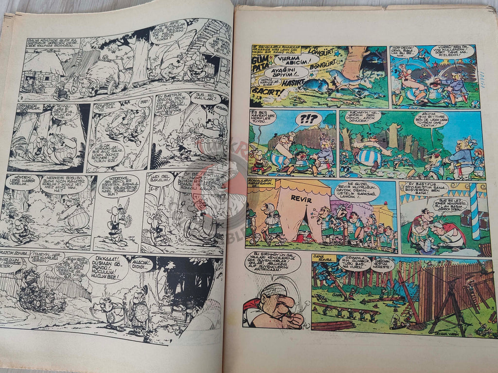 Asterix – Asterix and the Banquet 80s Turkish Edition Comic Turkey