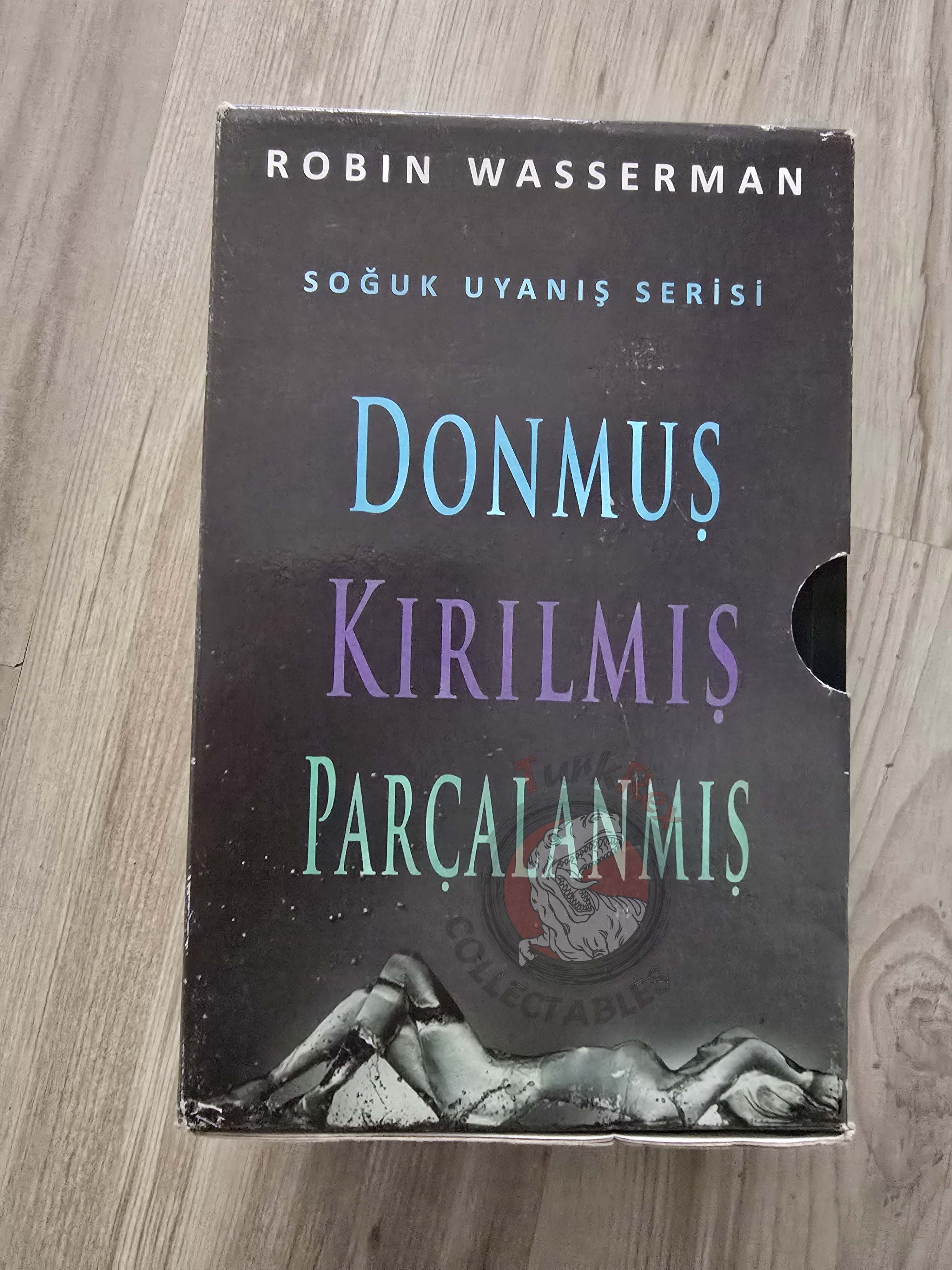 Robin Wasserman – Cold Awakening Trilogy 2017 1st Turkish Book Turkey