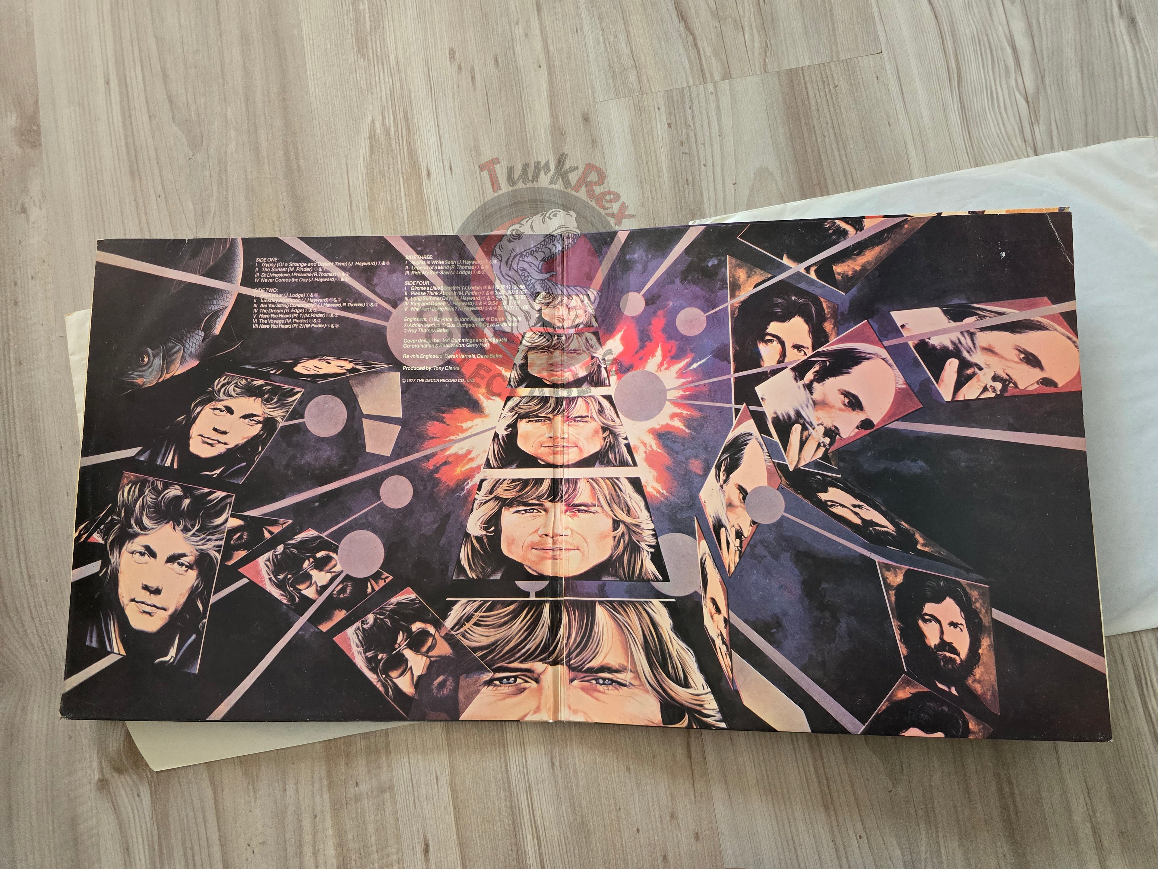 The Moody Blues – Caught Live +5 Turkish Pressing Vinyl Turkey Edition