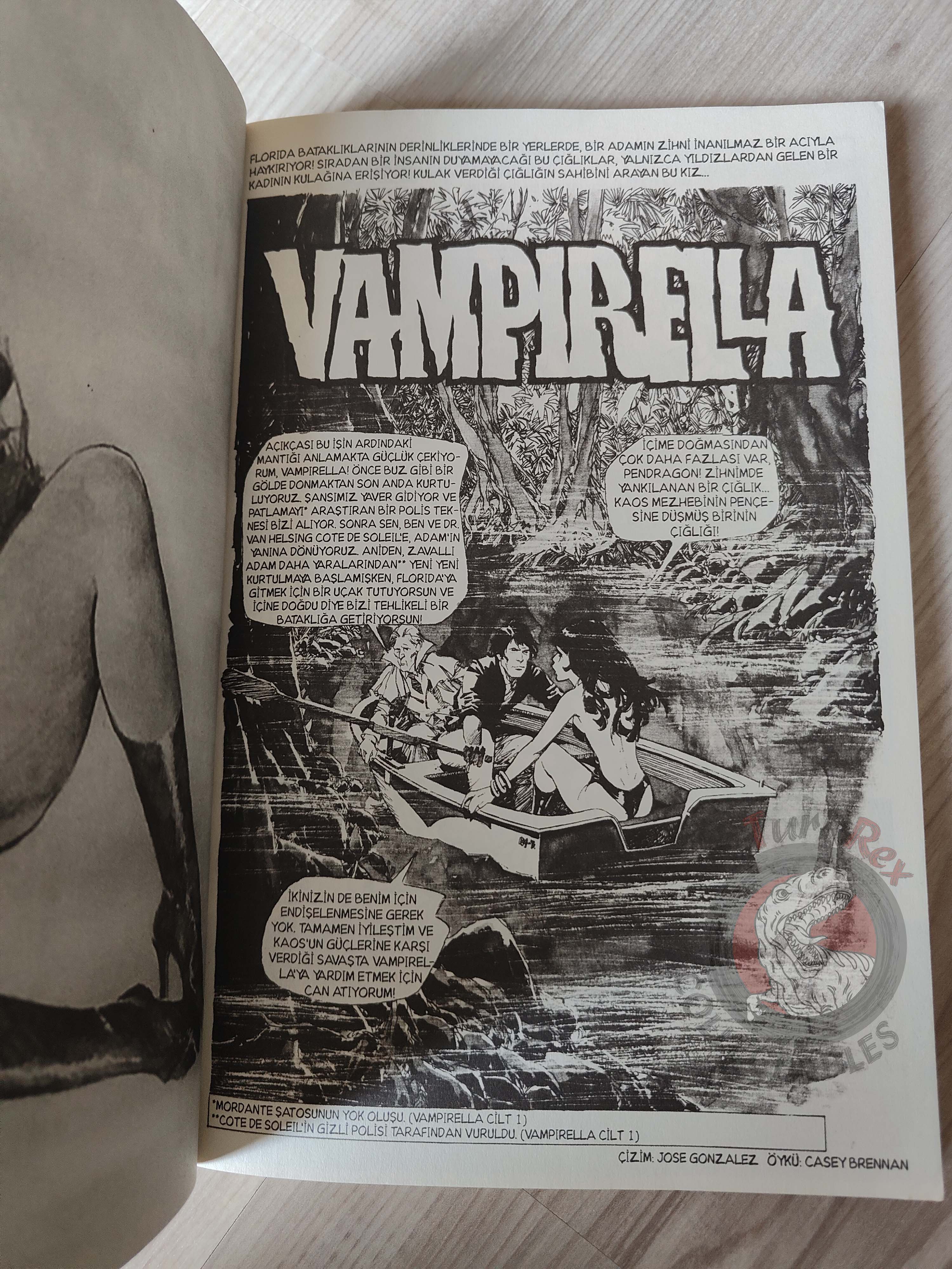 Vampirella Crimson Chronicles #2 2010 Turkish Comic Turkey Joe Jusko