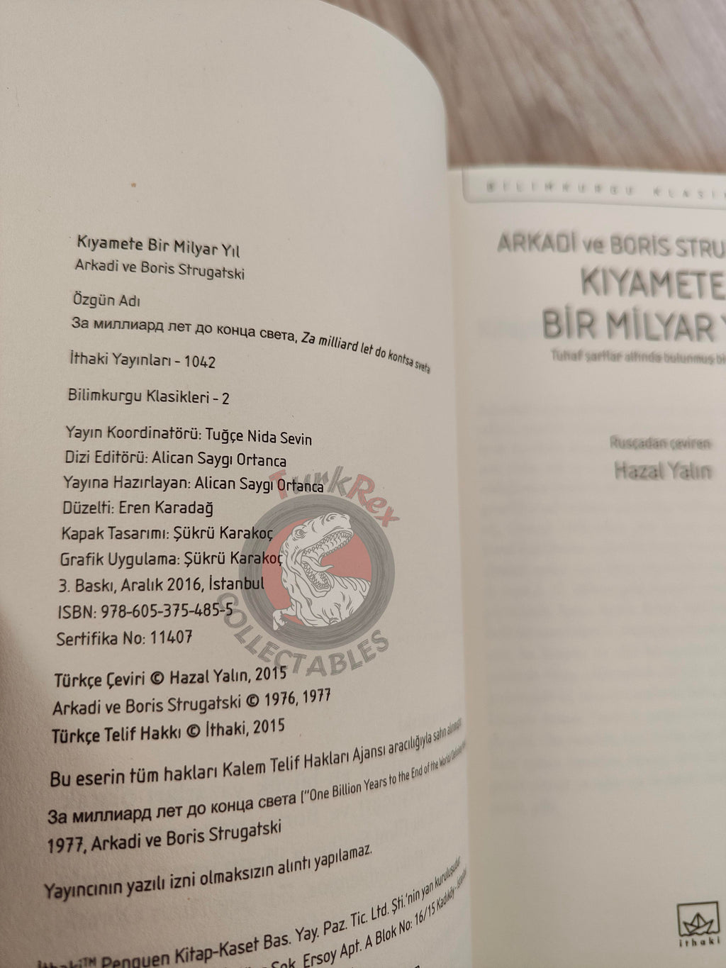 Arkadi and Boris Strugatski – Za Milliard Let do Kontsa Sveta 2016 Turkish Book Turkey