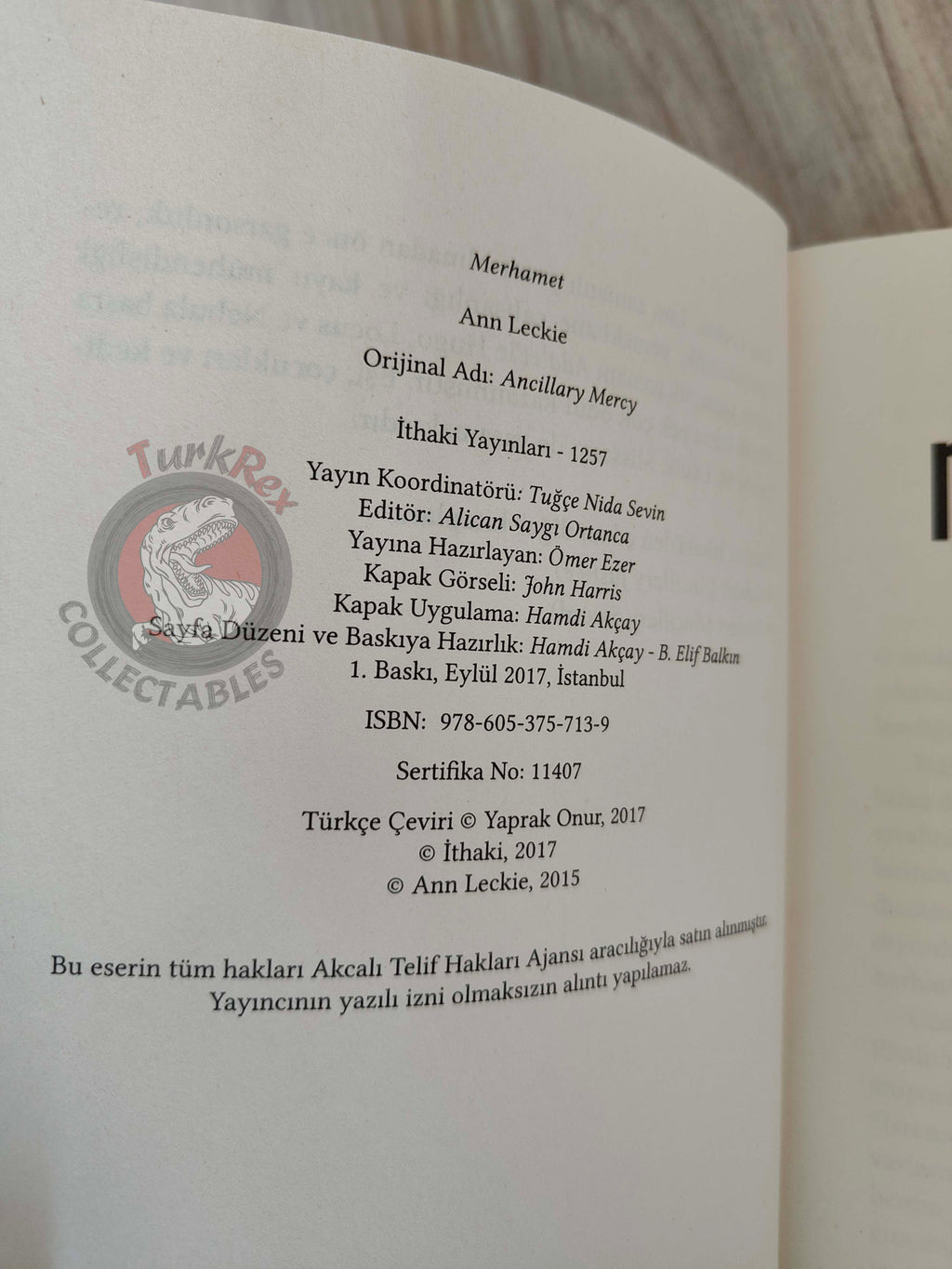 Ann Leckie – Ancillary Mercy 2017 1st Turkish Book Turkey