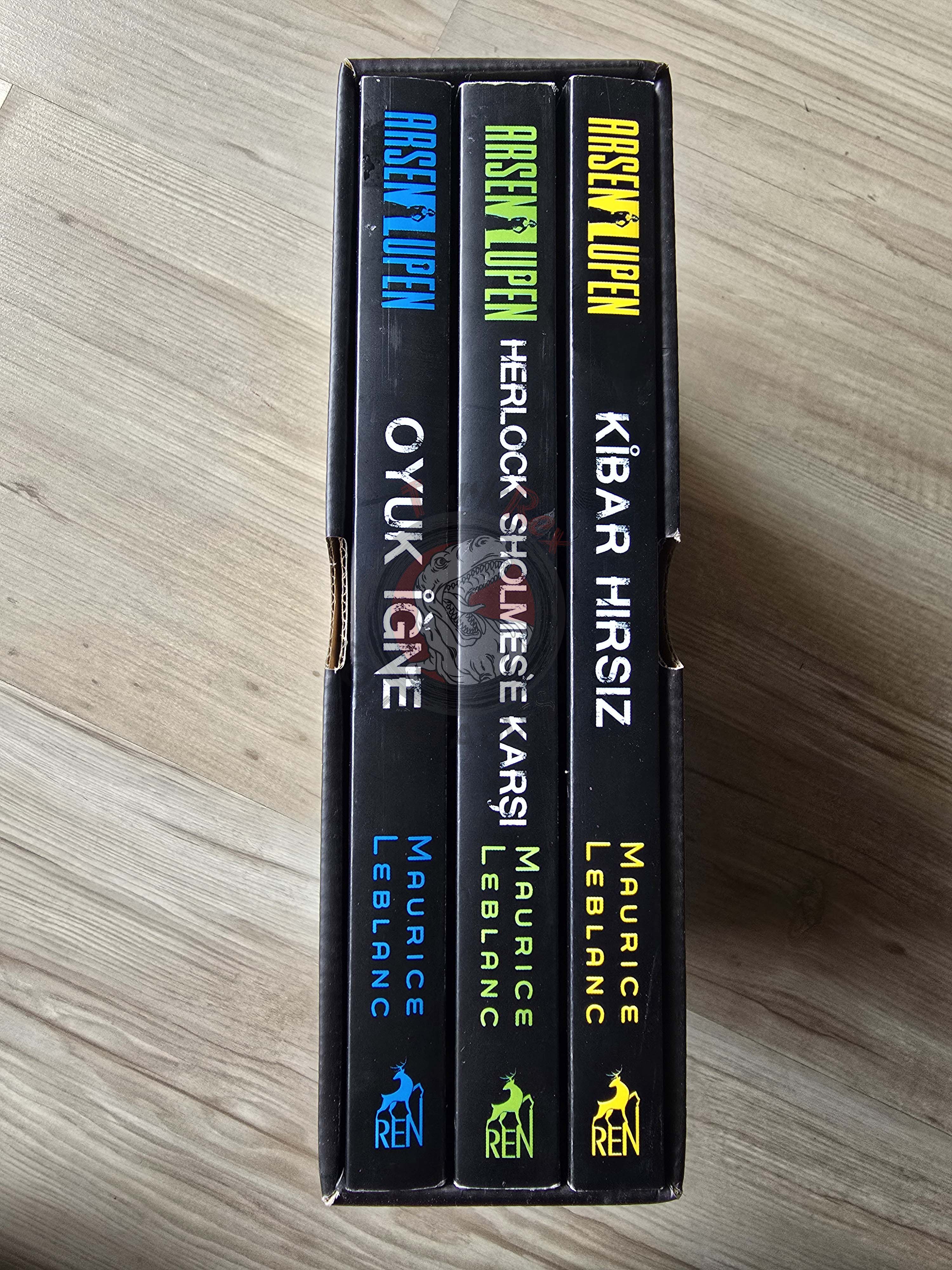Arsène Lupin Box Set contre Herlock Sholmes Turkish Book Turkey Maurice Leblanc